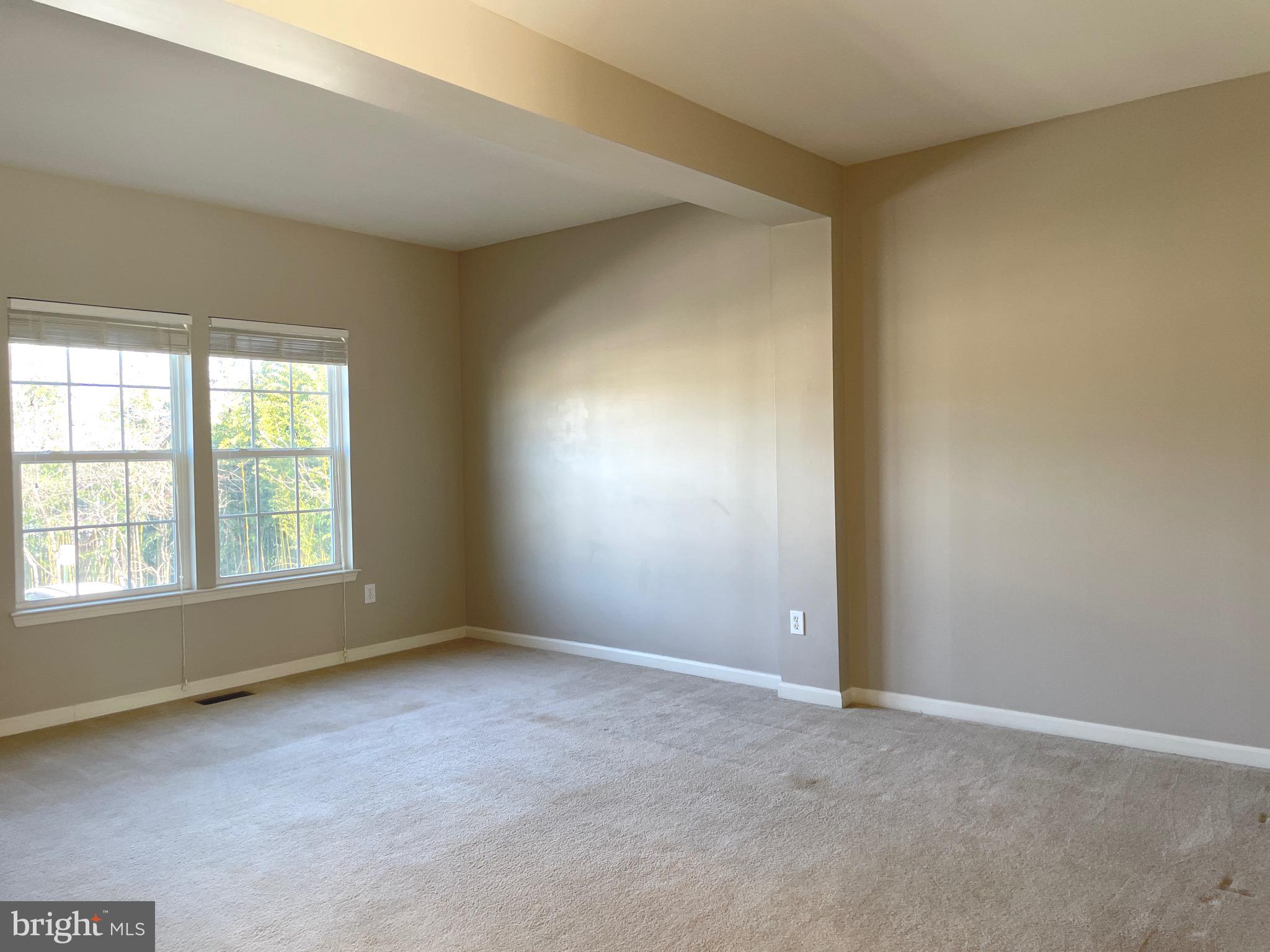 CHAMBERS HILL COMMONS - Residential Lease