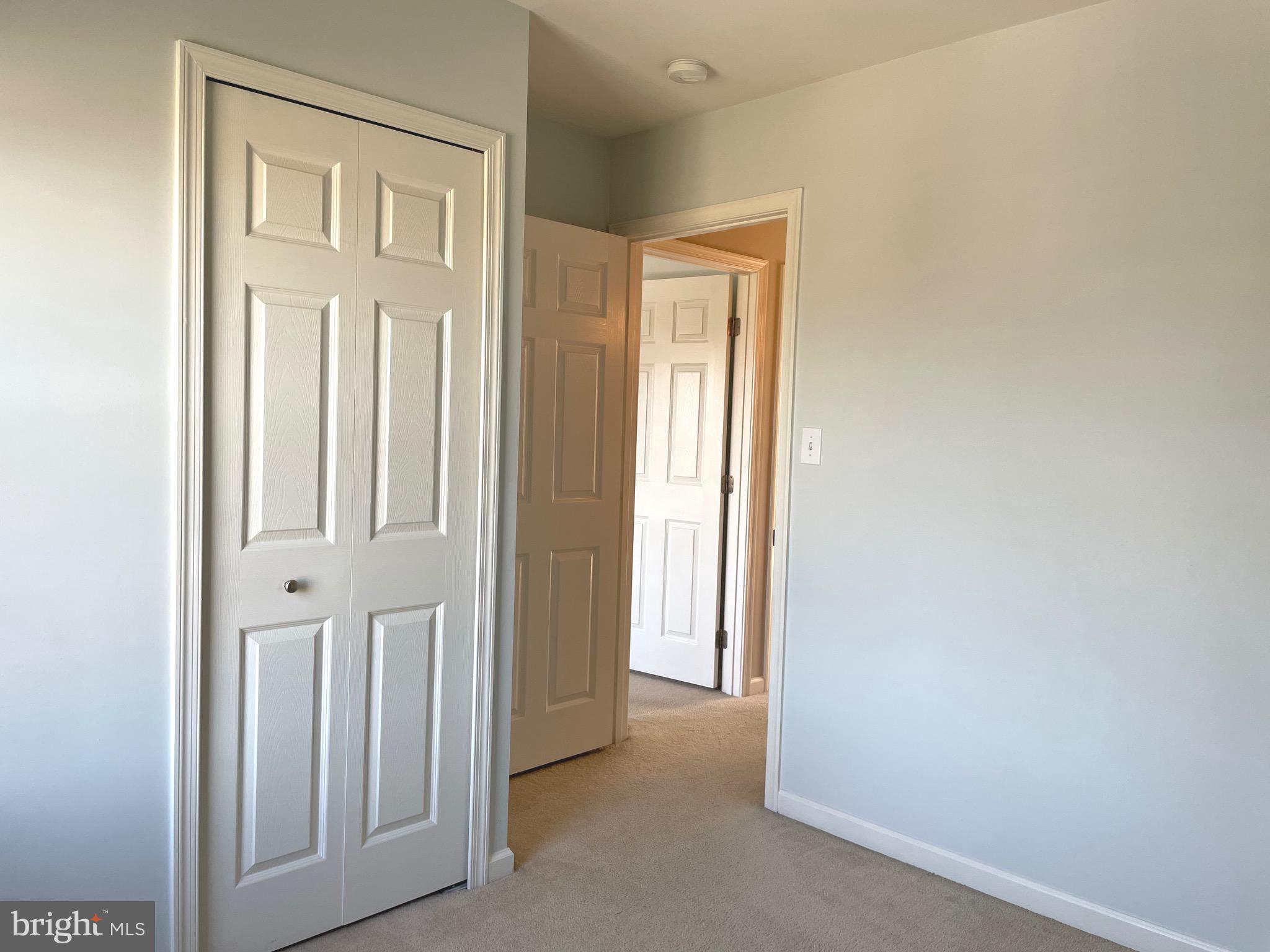 CHAMBERS HILL COMMONS - Residential Lease