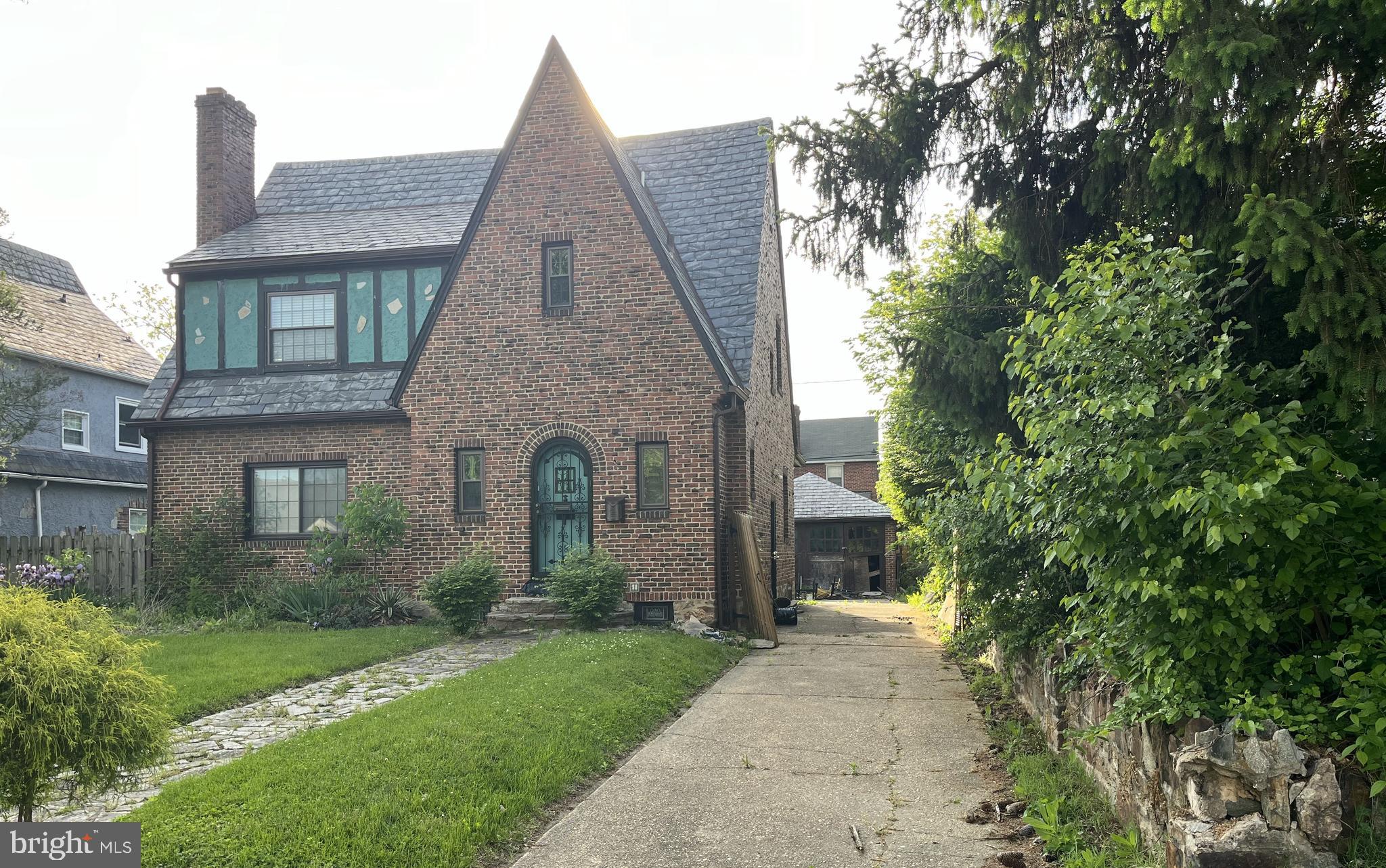 ASHBURTON HISTORIC DISTRICT - Residential
