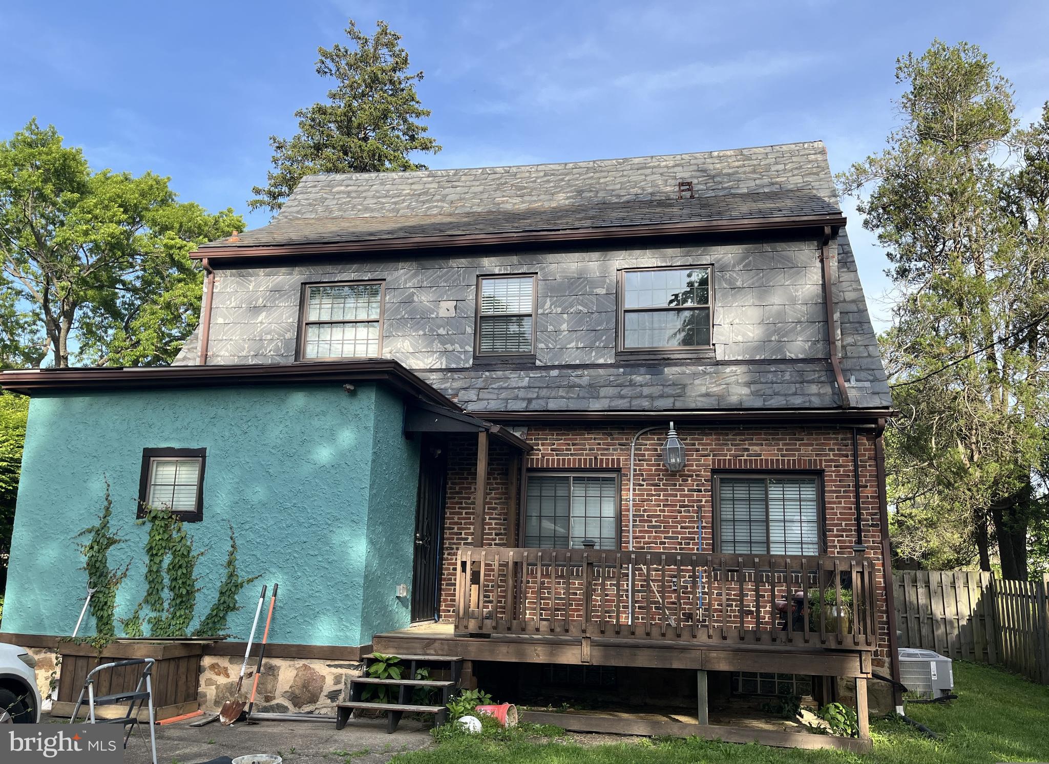 ASHBURTON HISTORIC DISTRICT - Residential