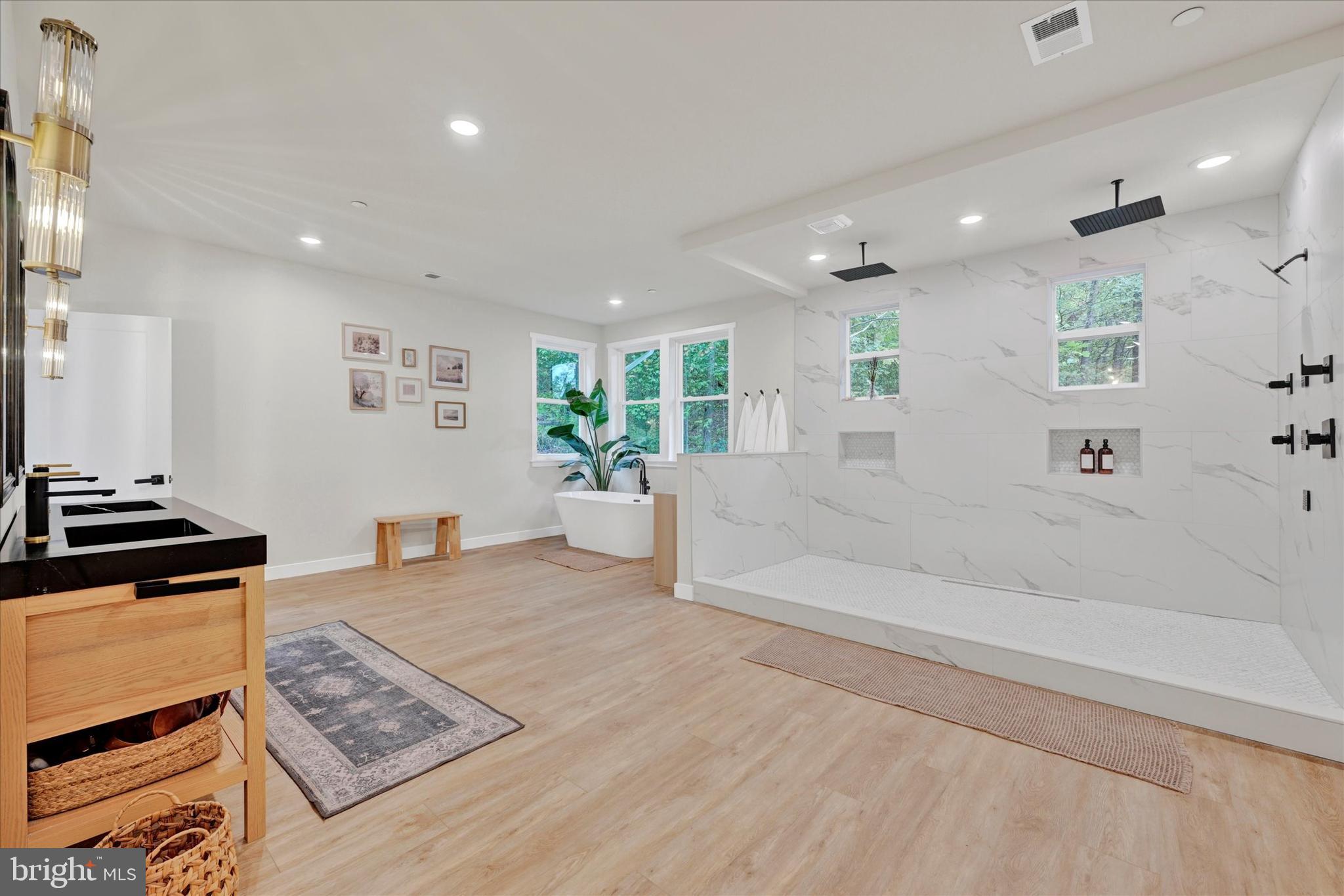 GLEN ARM - Residential