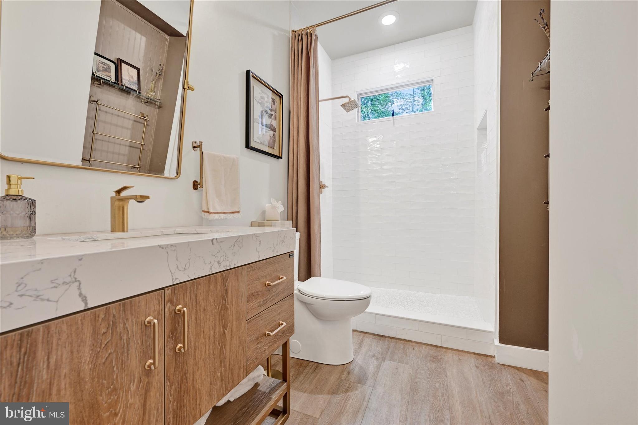 GLEN ARM - Residential