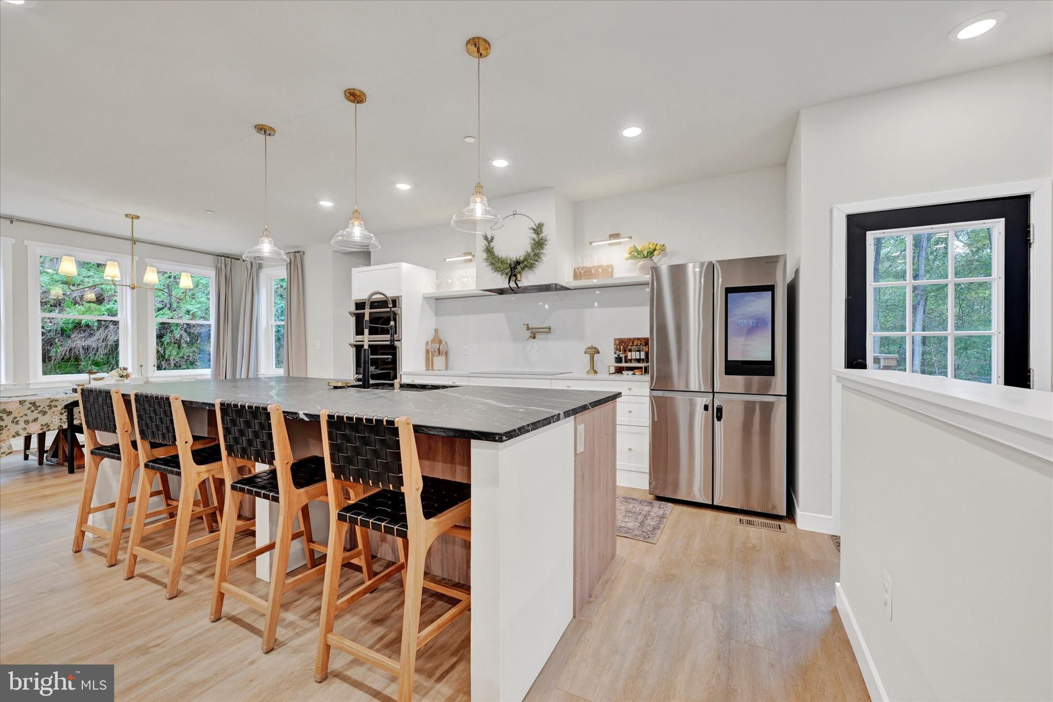 GLEN ARM - Residential