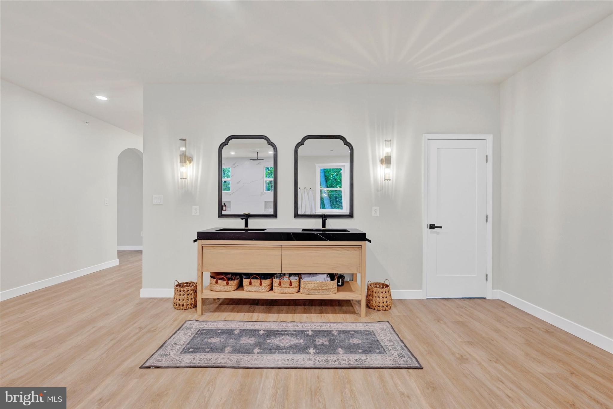 GLEN ARM - Residential