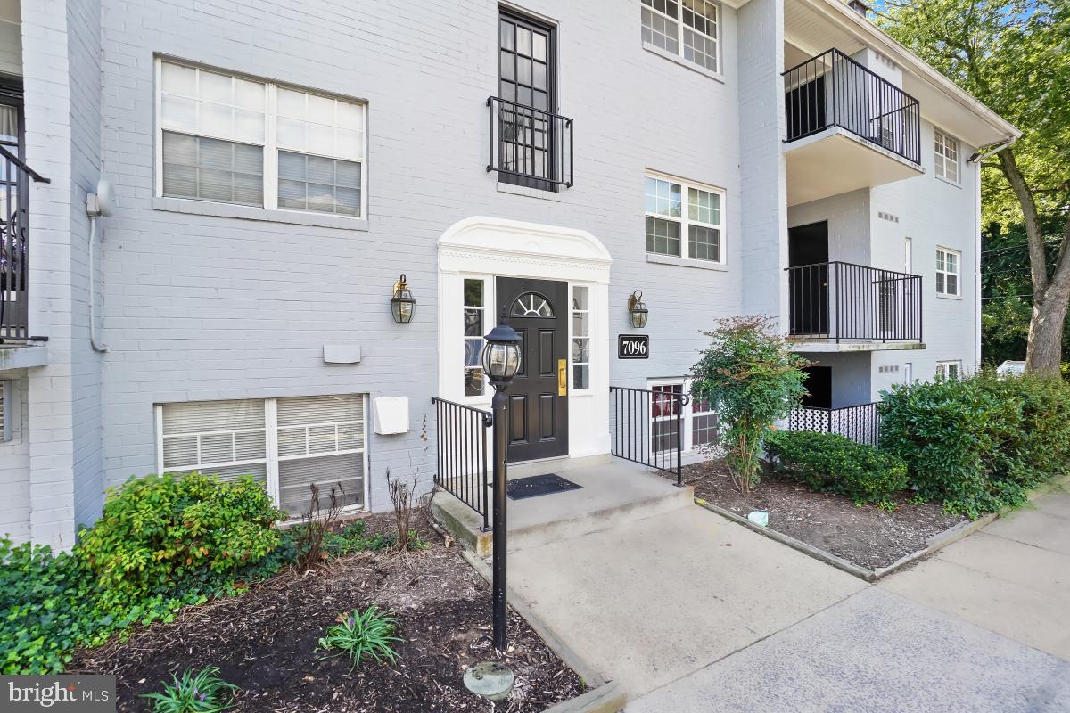 7096 SPRING GARDEN DRIVE 104