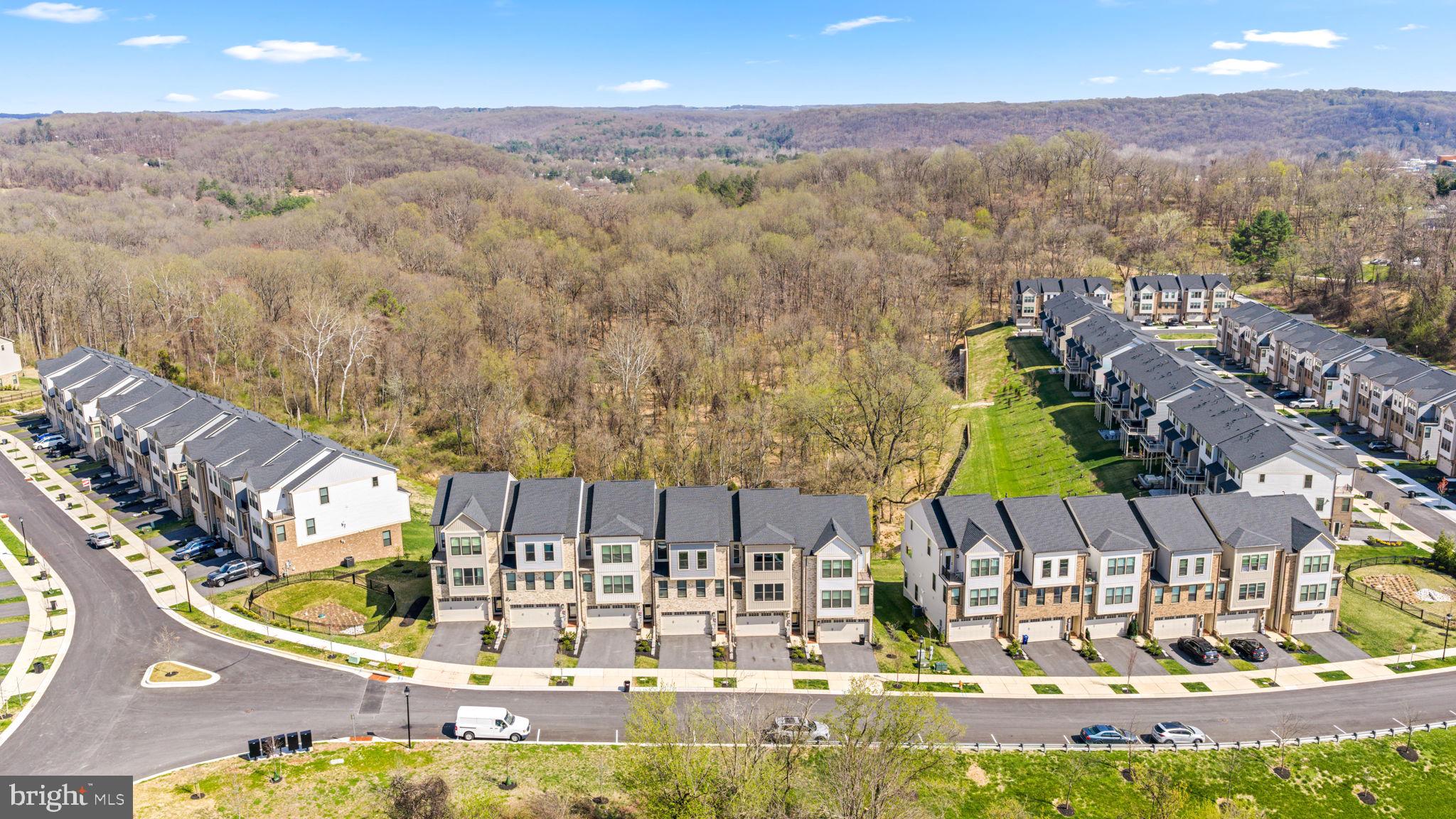 LONGVIEW RIDGE - Residential