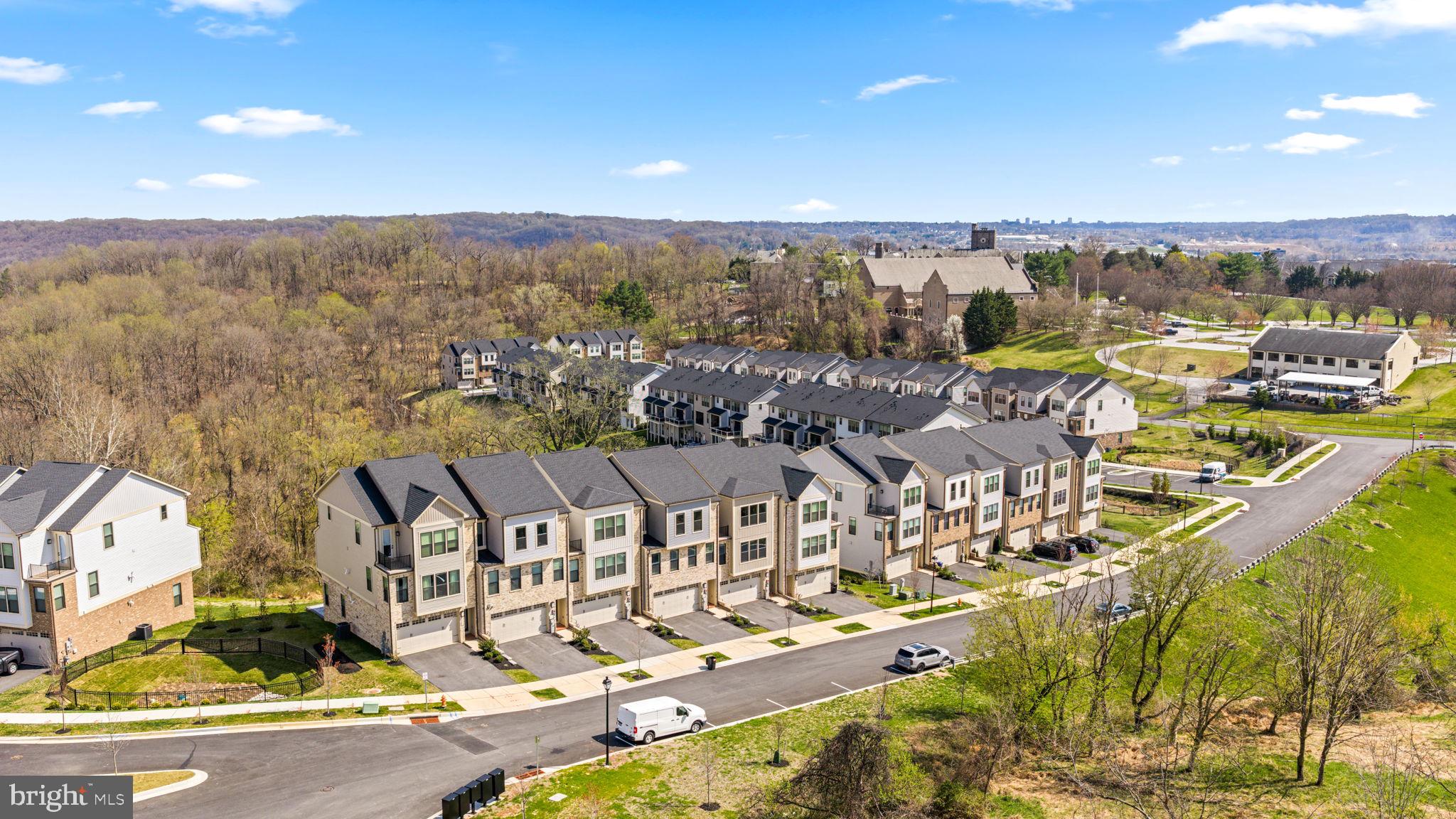 LONGVIEW RIDGE - Residential
