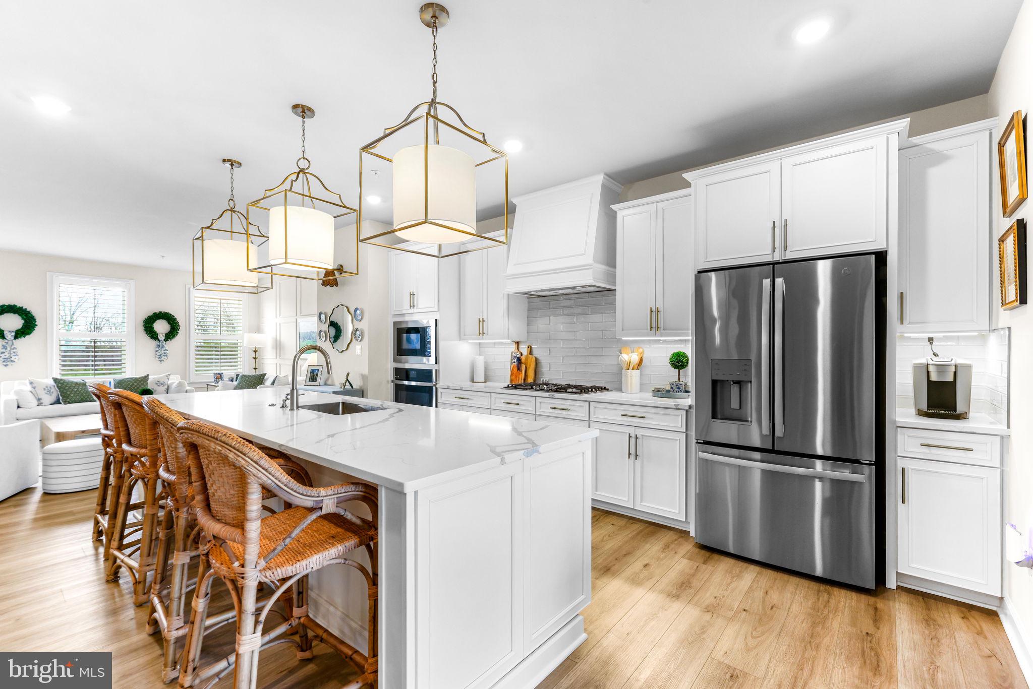 LONGVIEW RIDGE - Residential