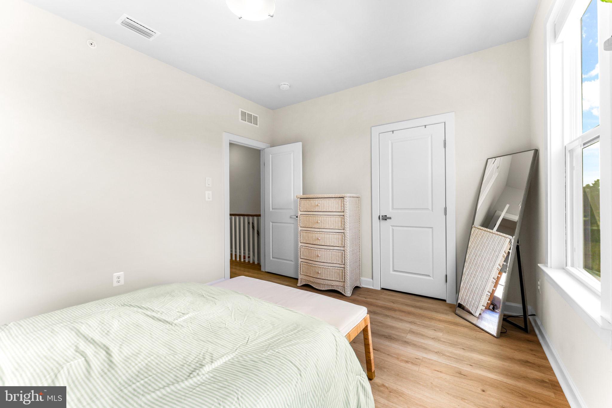 LONGVIEW RIDGE - Residential