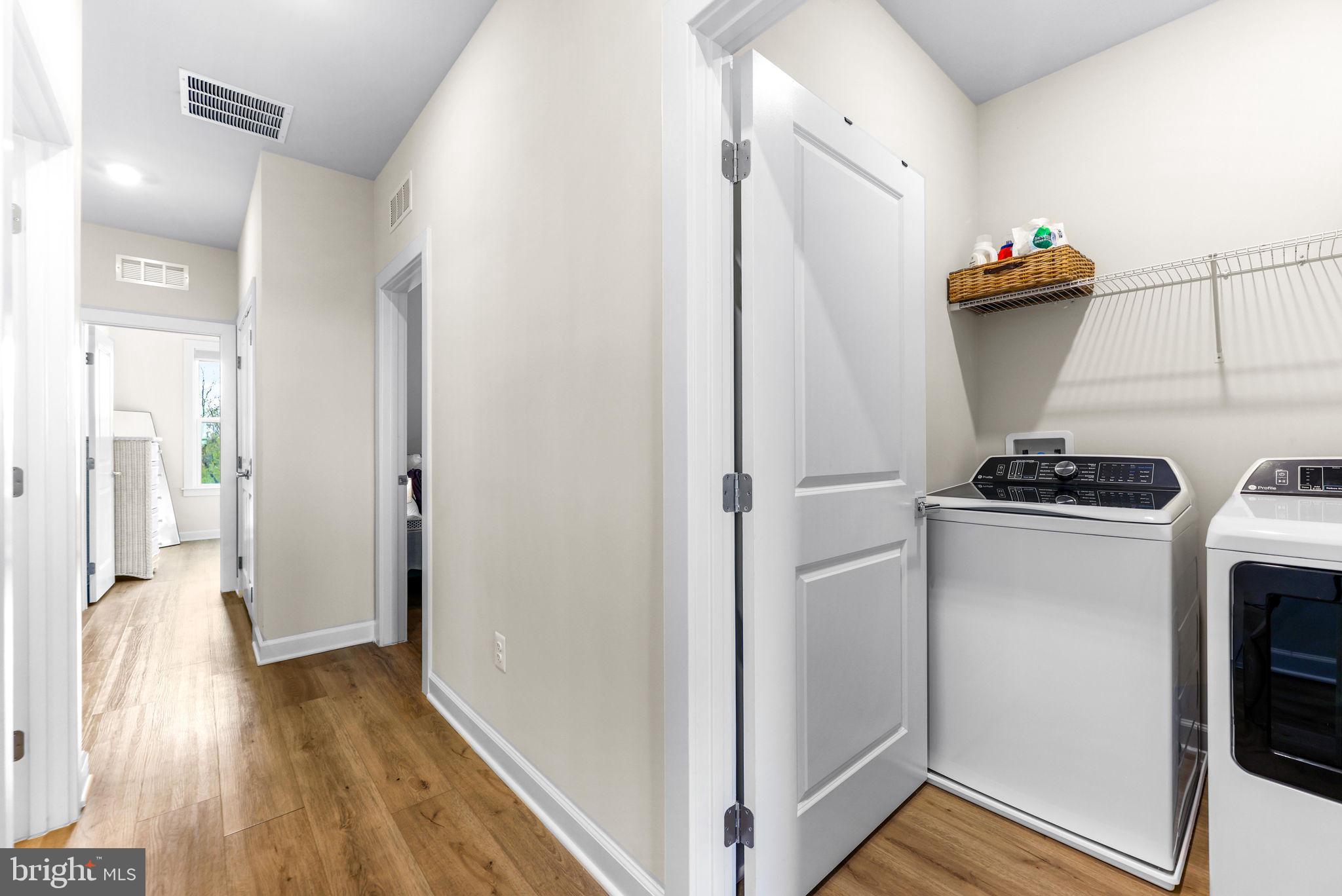 LONGVIEW RIDGE - Residential