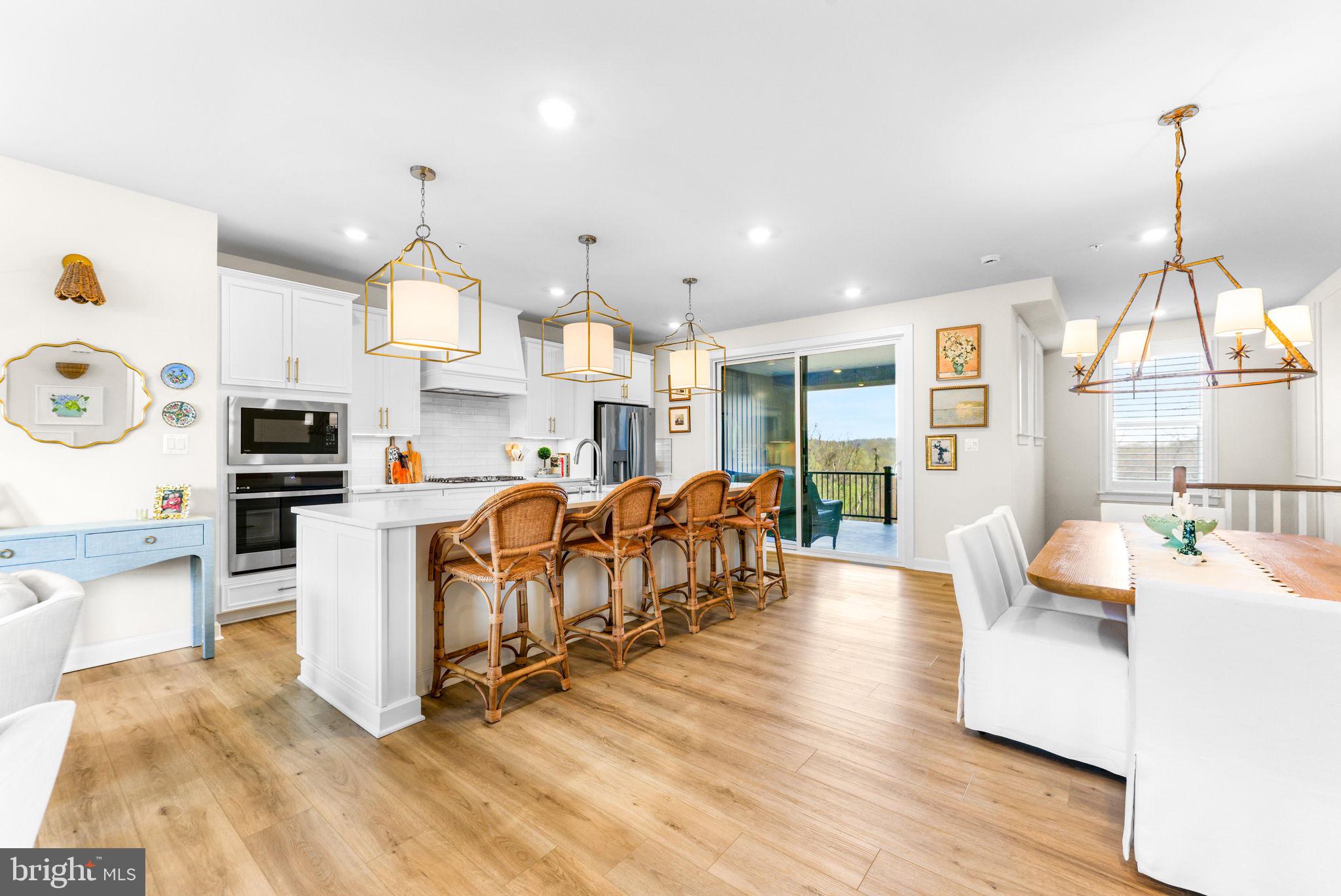 LONGVIEW RIDGE - Residential