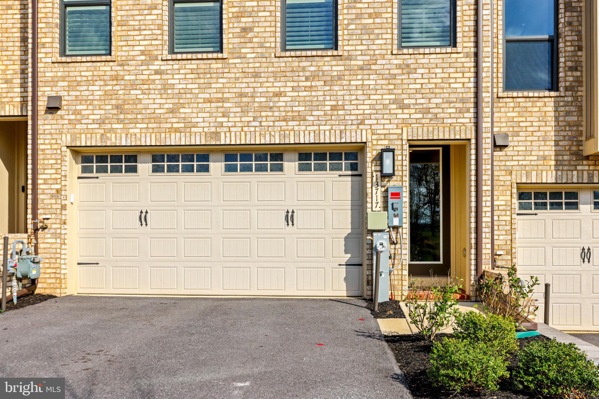 LONGVIEW RIDGE - Residential