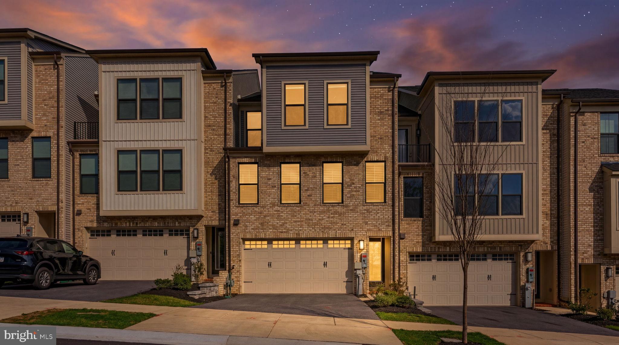 LONGVIEW RIDGE - Residential