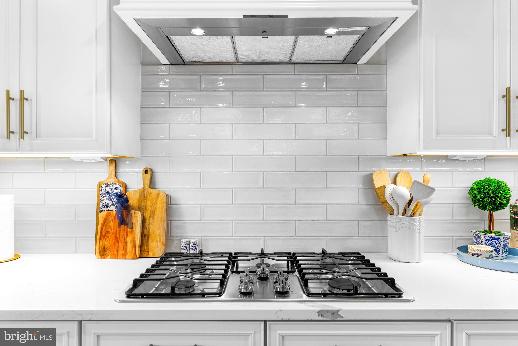 LONGVIEW RIDGE - Residential