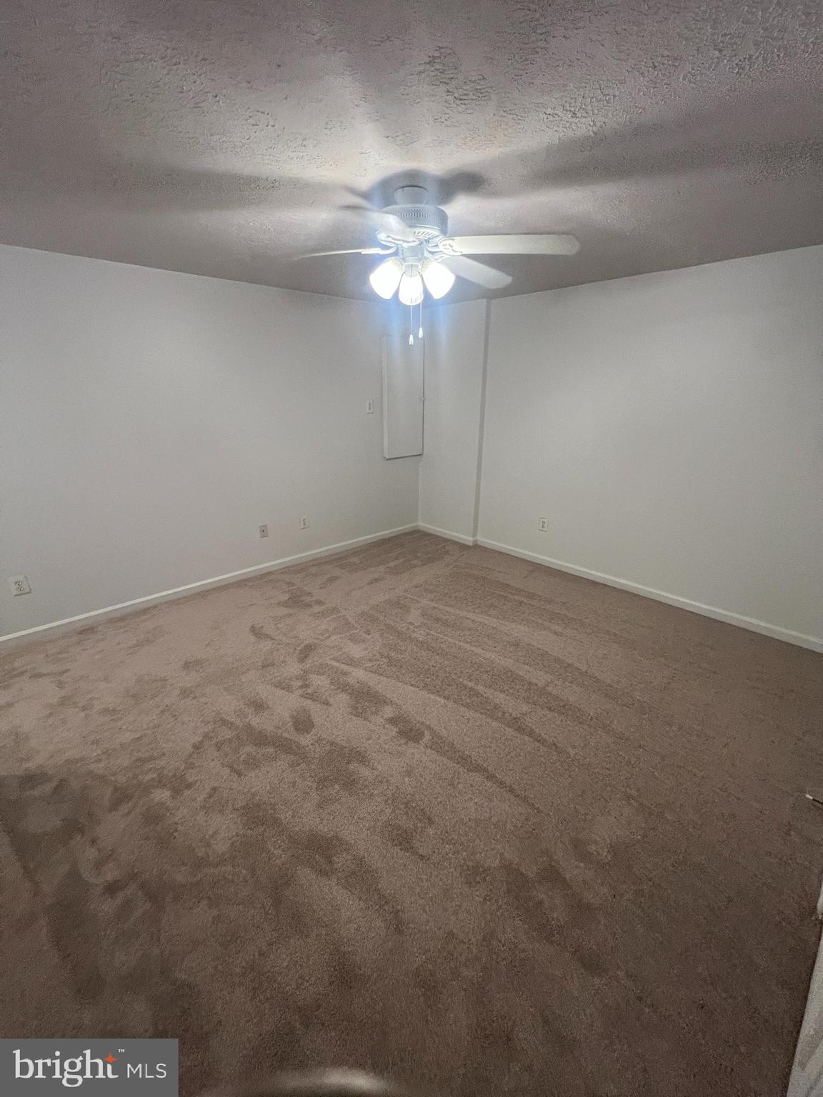 CANTERBURY VILLAGE - Residential Lease