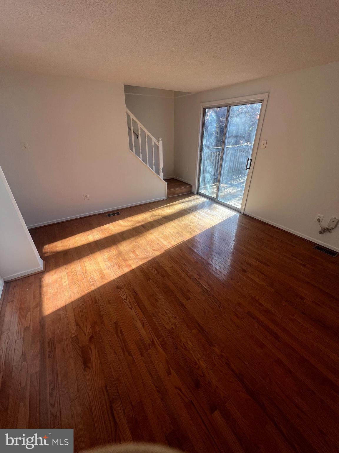 CANTERBURY VILLAGE - Residential Lease