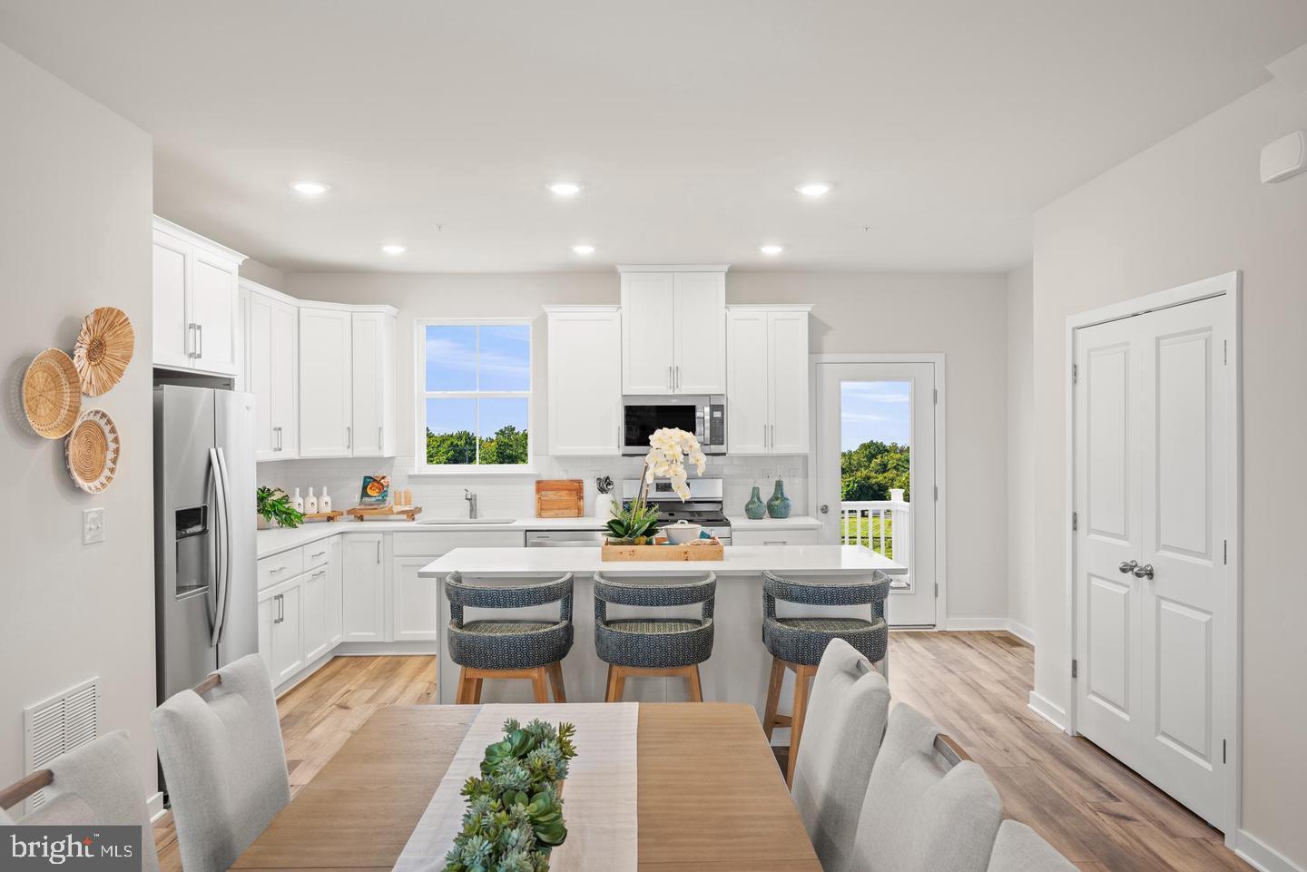 RIVER POINTE - Residential Lease