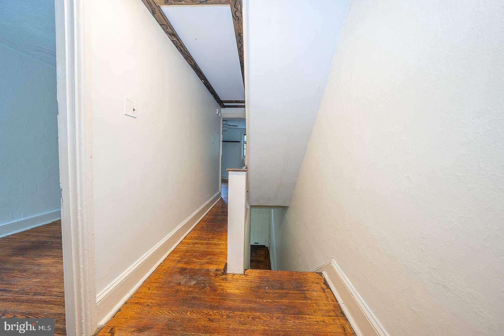 LOGAN SQUARE - Residential