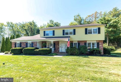 1208 DICKINSON DRIVE YARDLEY PA 19067