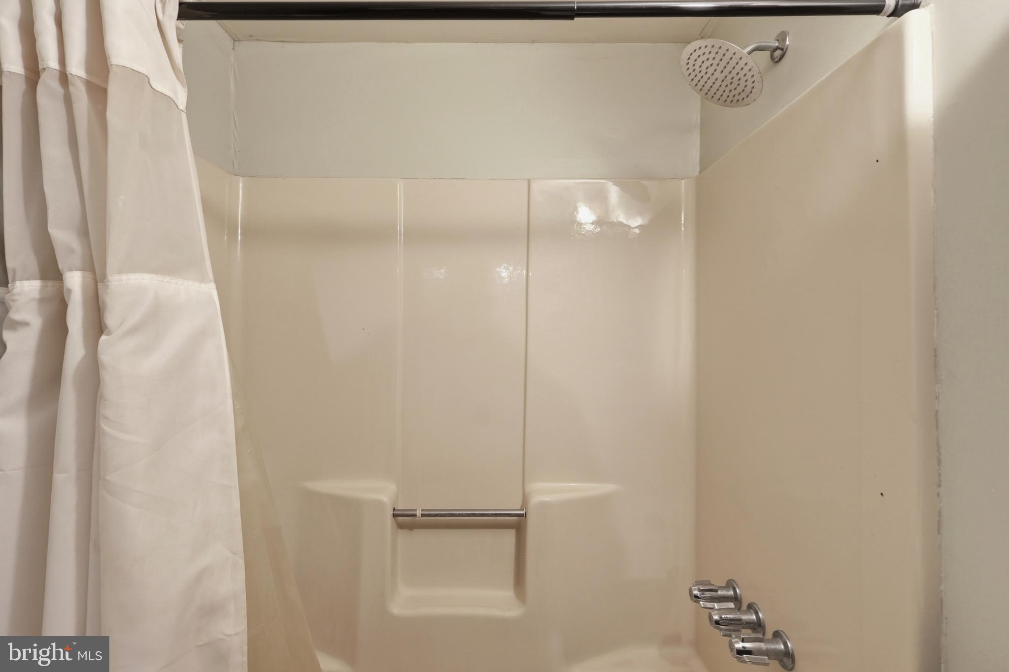 TORRESDALE (EAST) - Residential