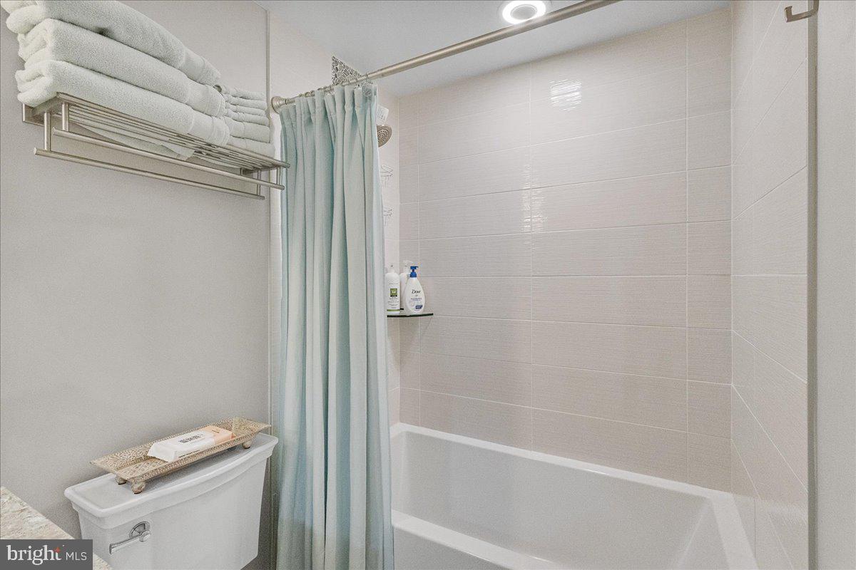 MONTCLAIR - Residential