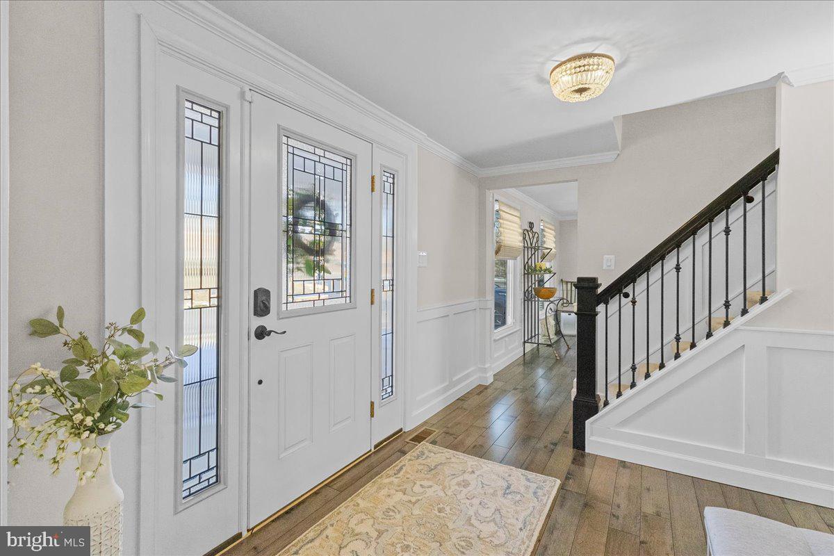 MONTCLAIR - Residential