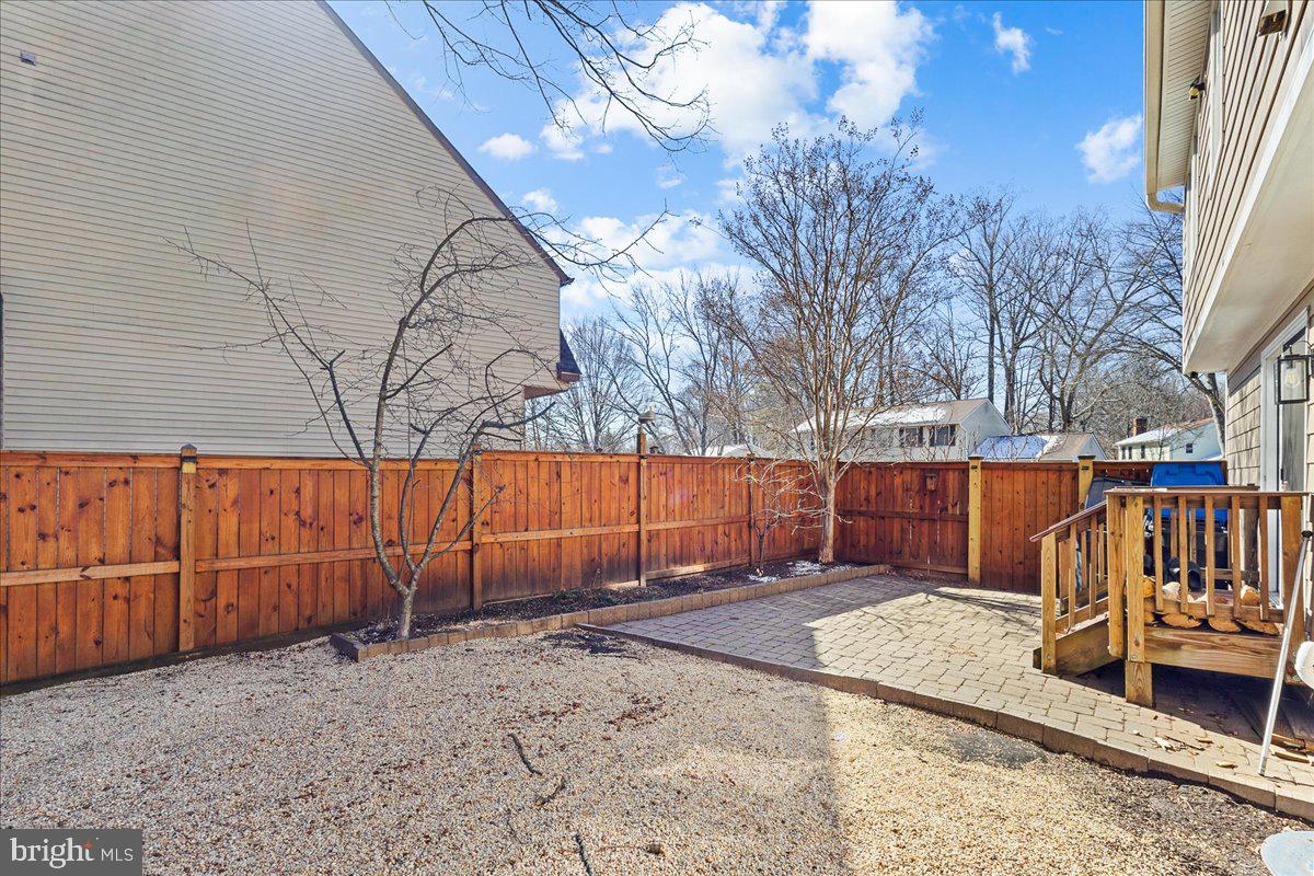 MONTCLAIR - Residential