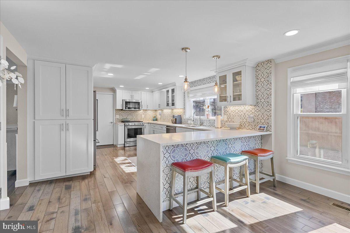 MONTCLAIR - Residential