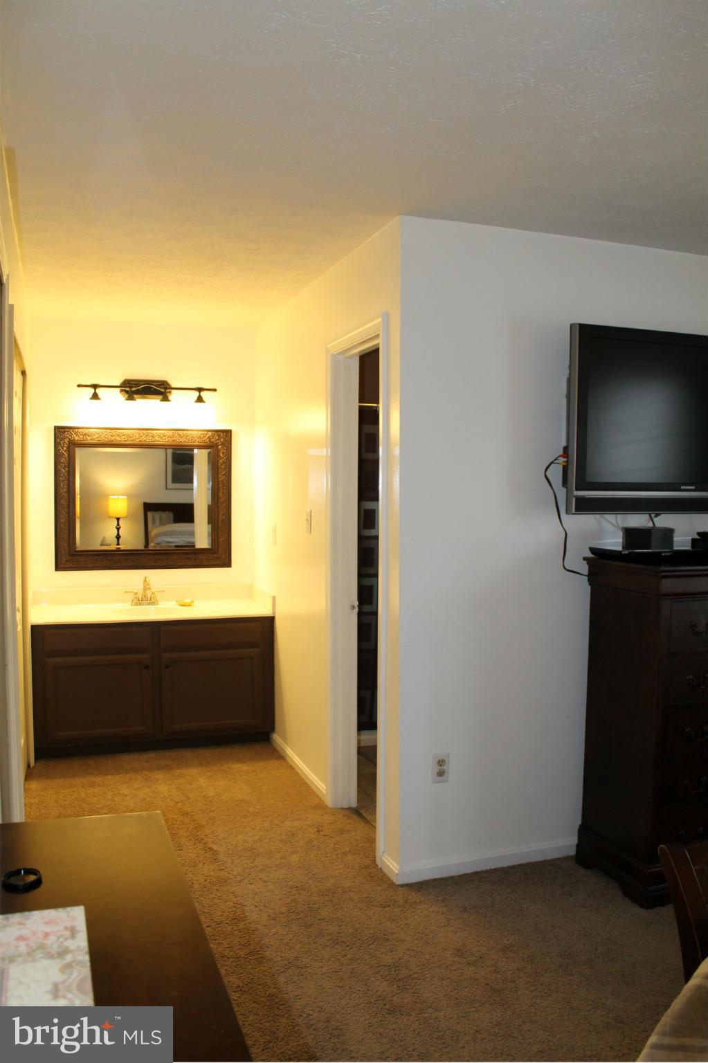 ST CHARLES SUB - HAMPSHIRE - Residential