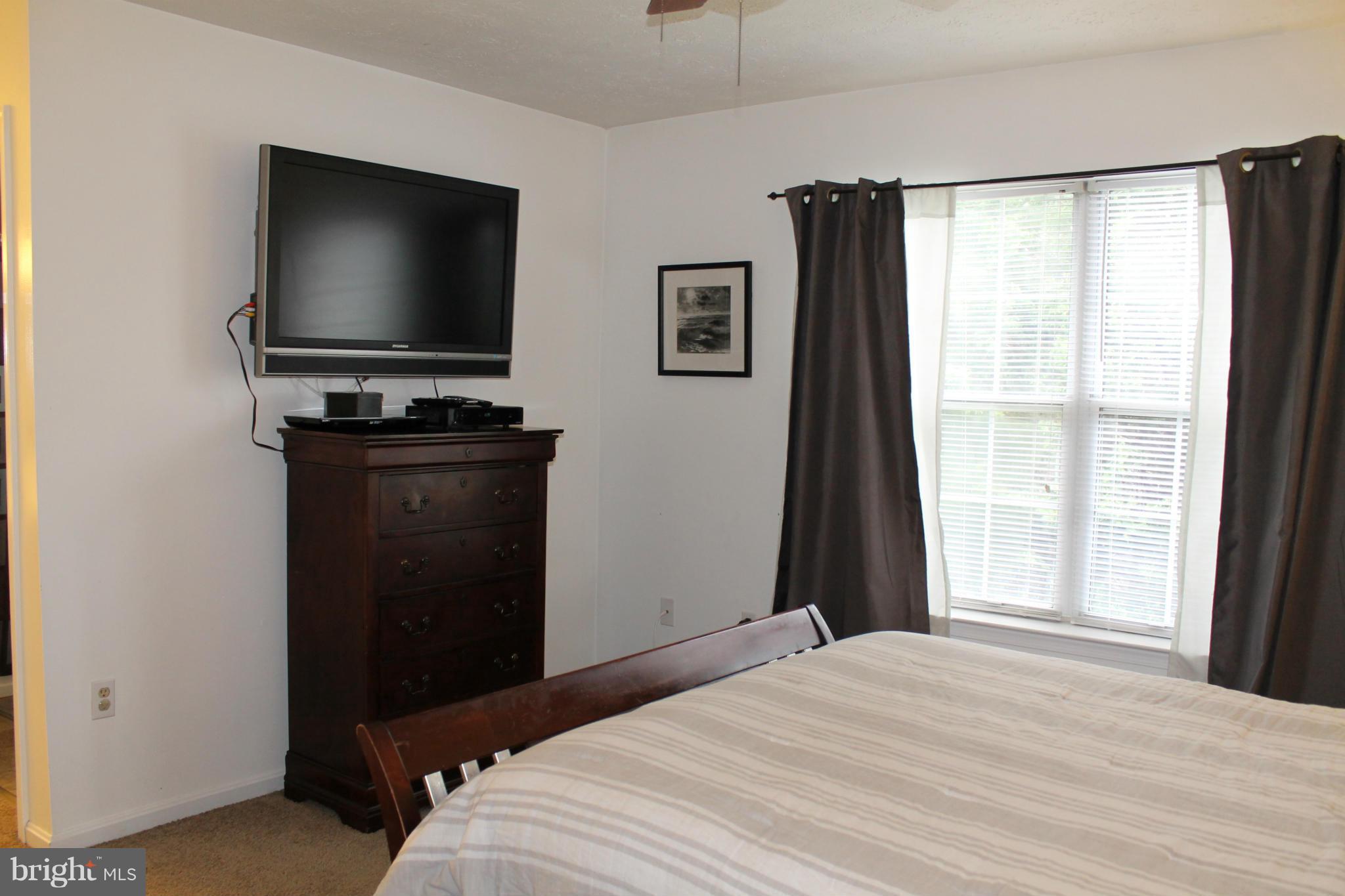 ST CHARLES SUB - HAMPSHIRE - Residential