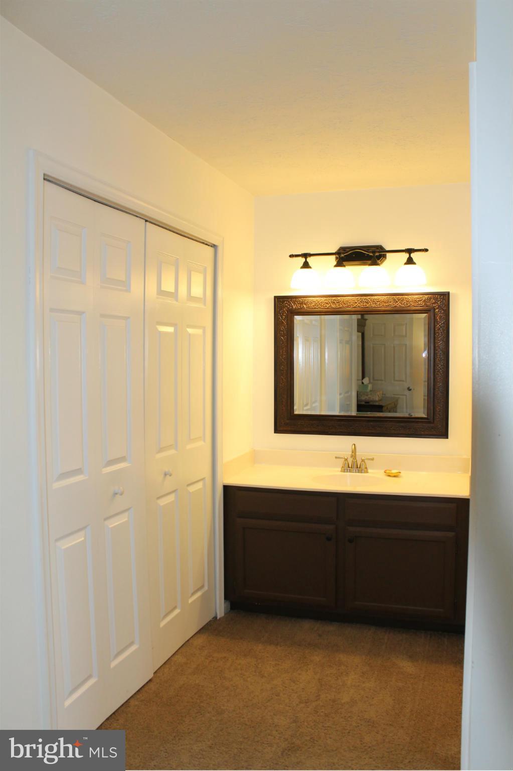 ST CHARLES SUB - HAMPSHIRE - Residential