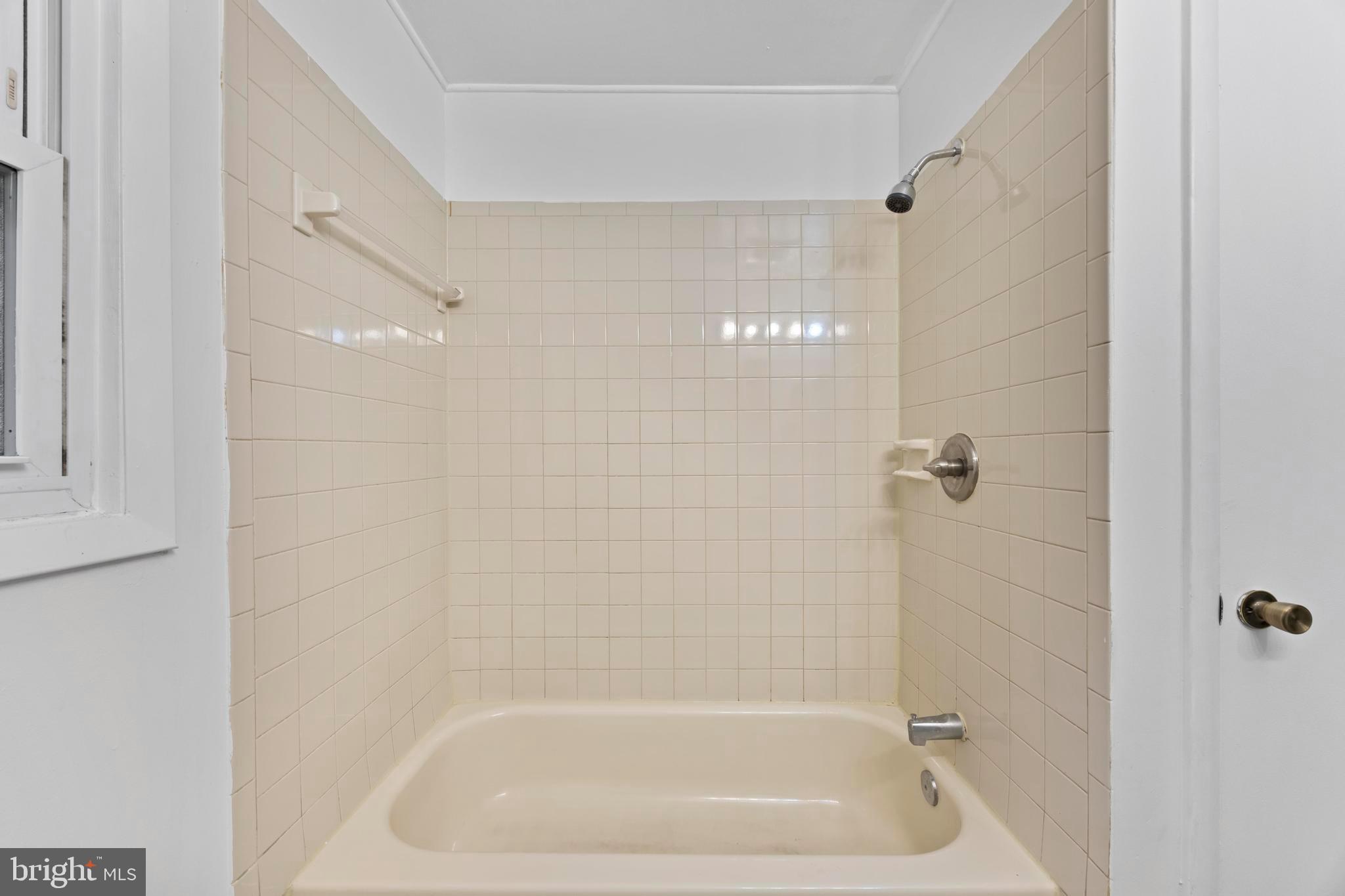 FOREST MANOR - Residential