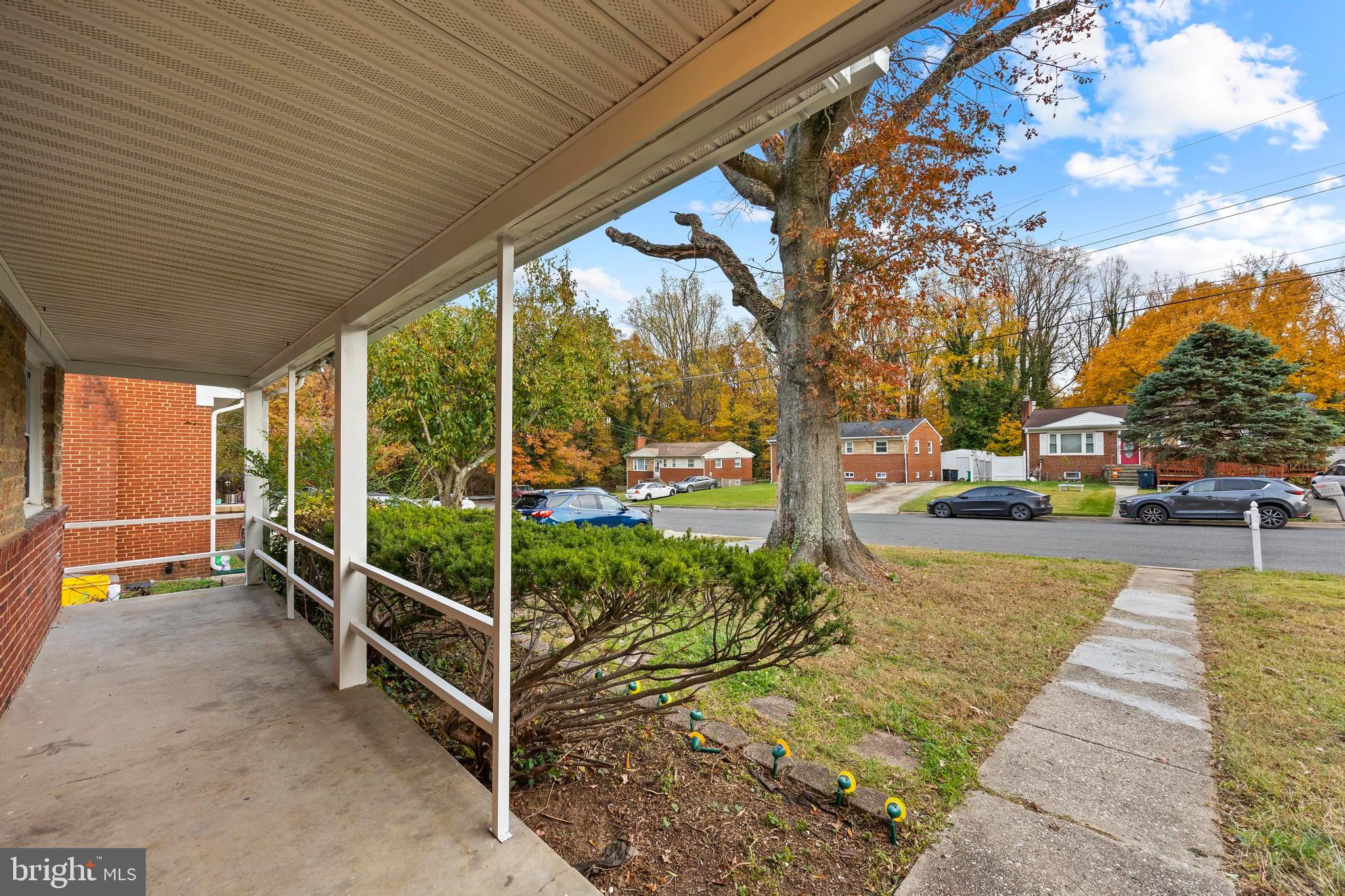 FOREST MANOR - Residential