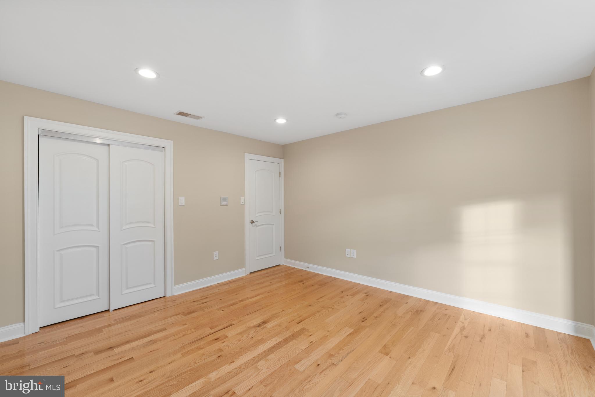 PINE VALLEY - Residential