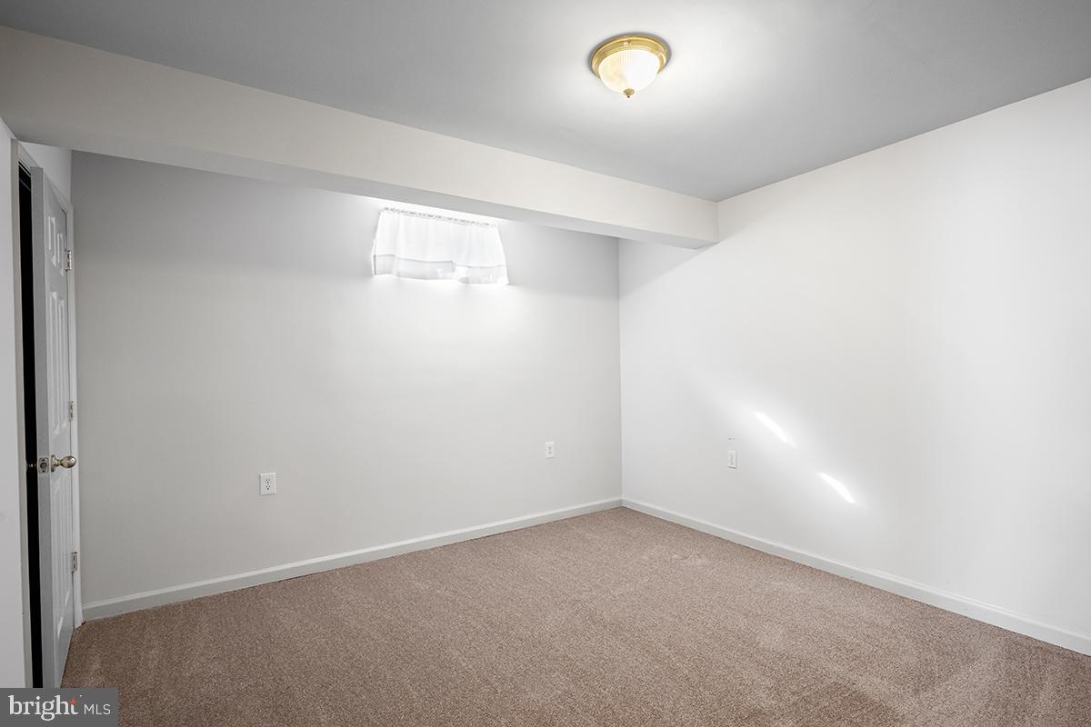 VINT HILL - Residential