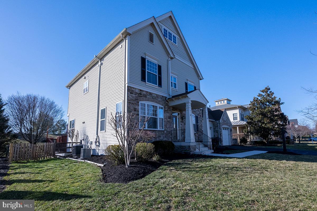 VINT HILL - Residential