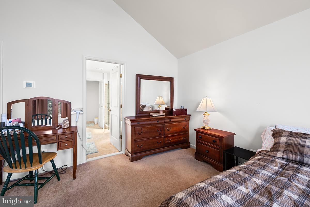 VINT HILL - Residential