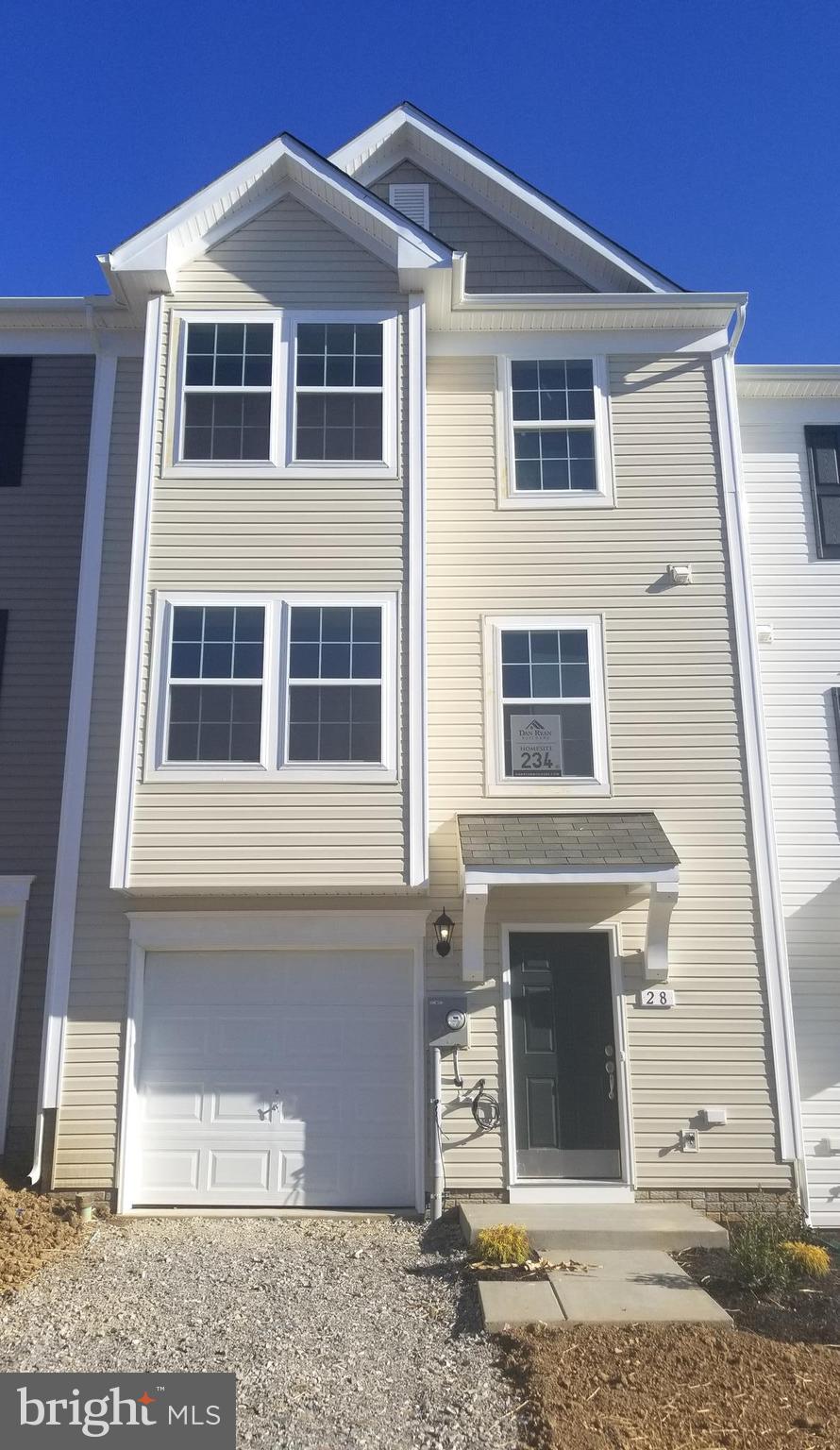 STONEBROOK VILLAGE - Residential