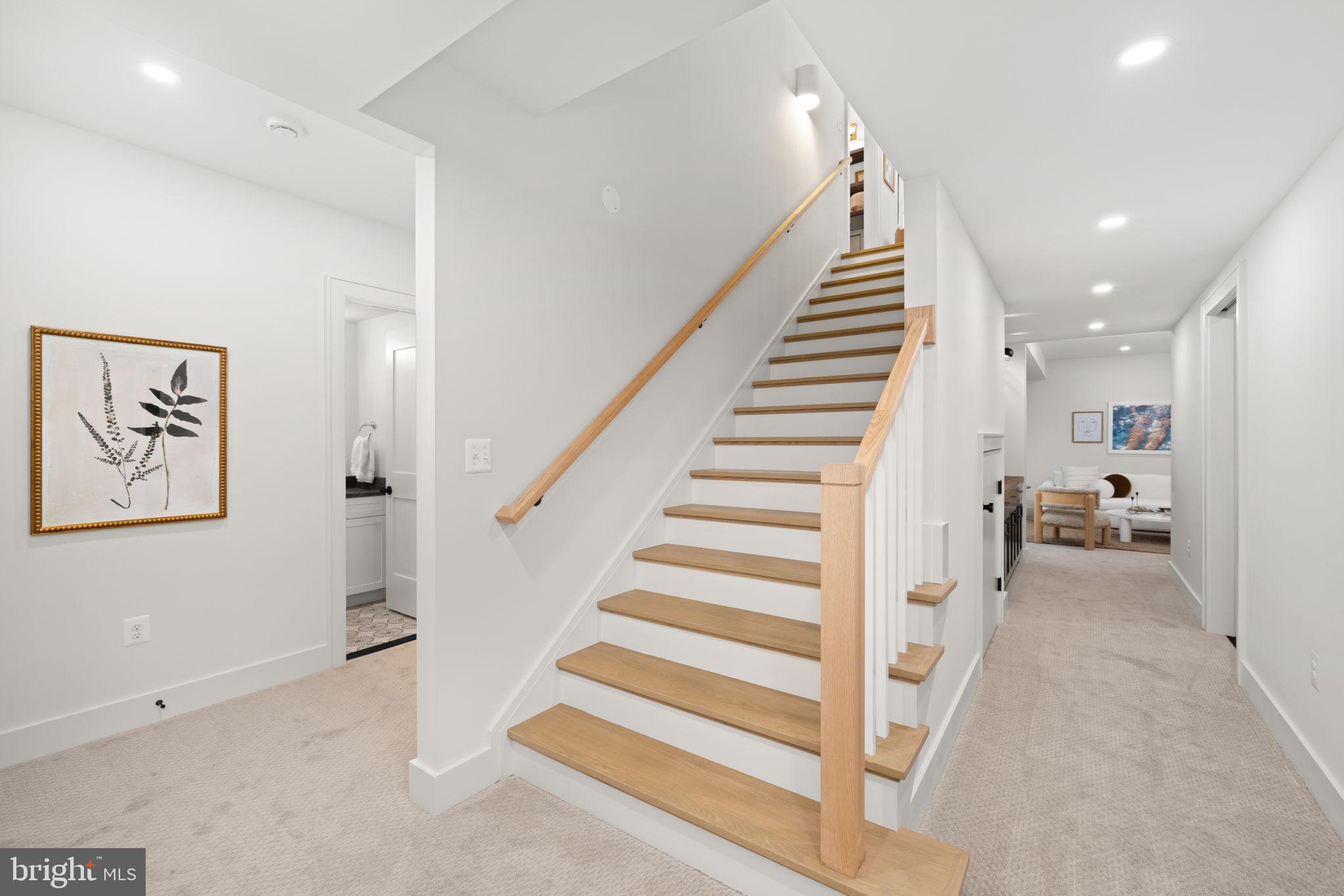 ROSEMONT - Residential