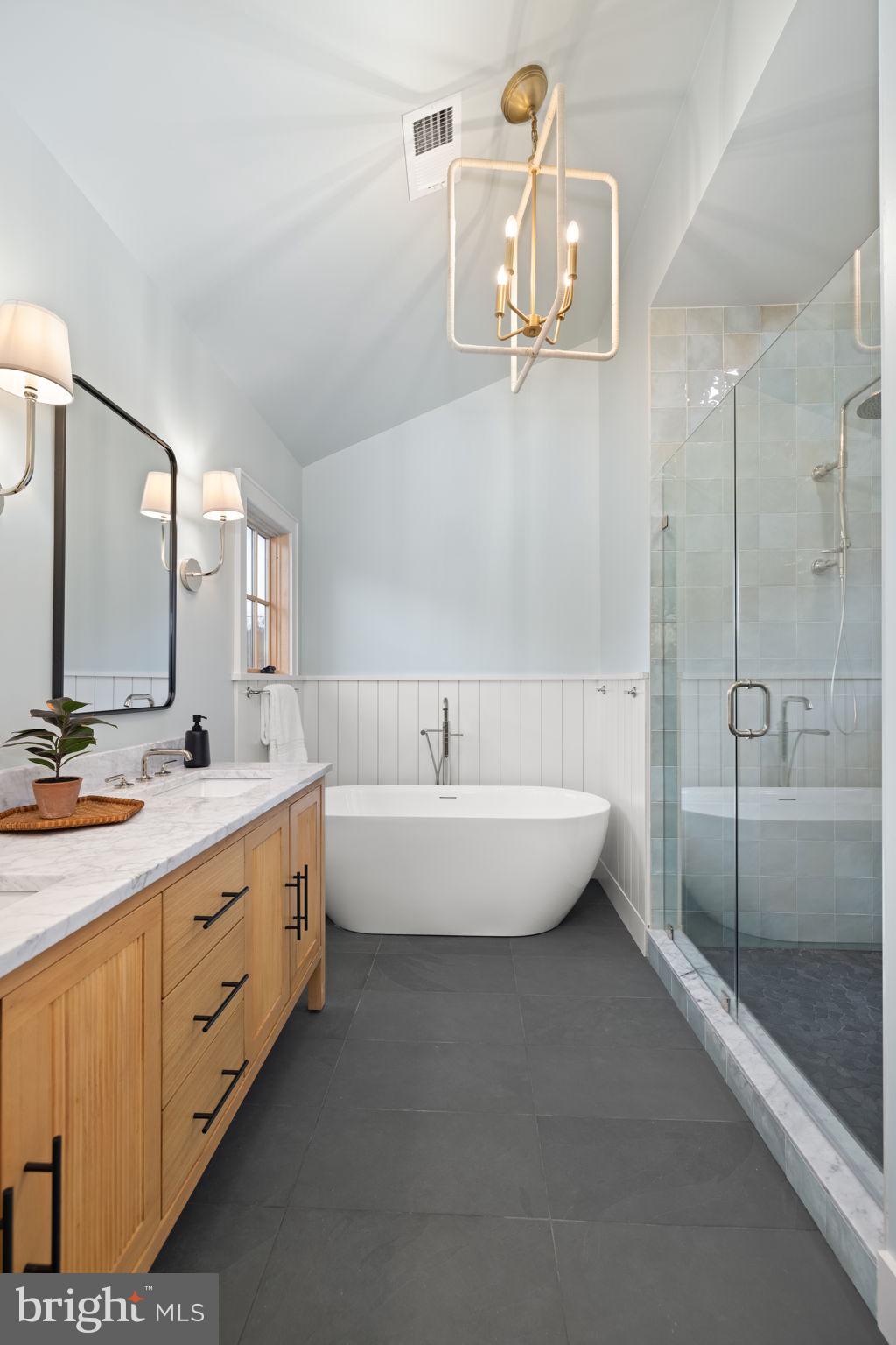 ROSEMONT - Residential