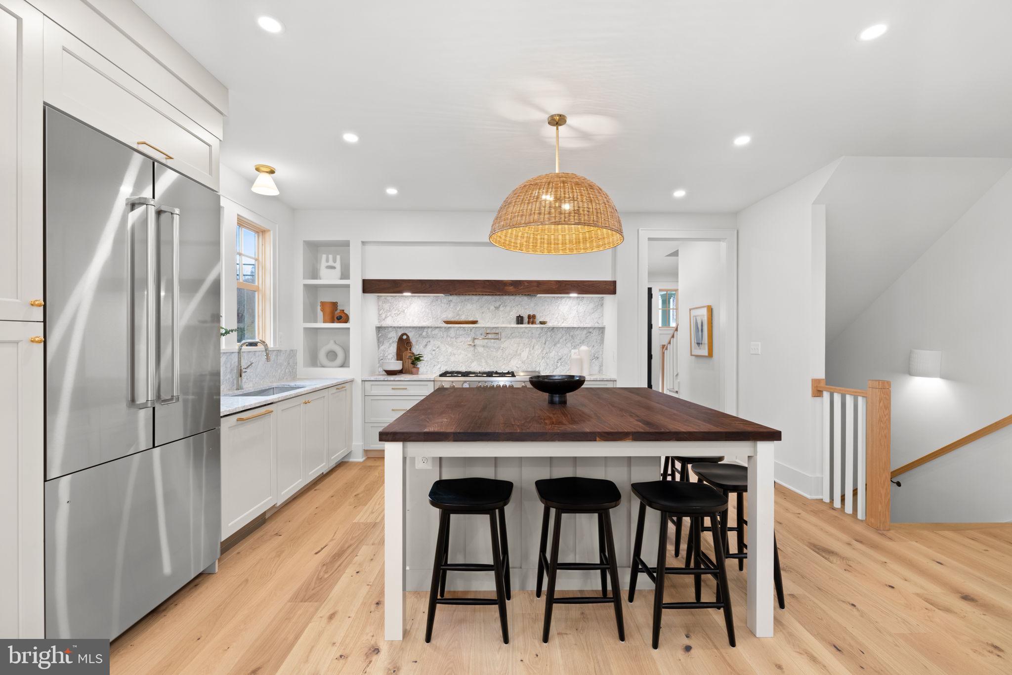 ROSEMONT - Residential