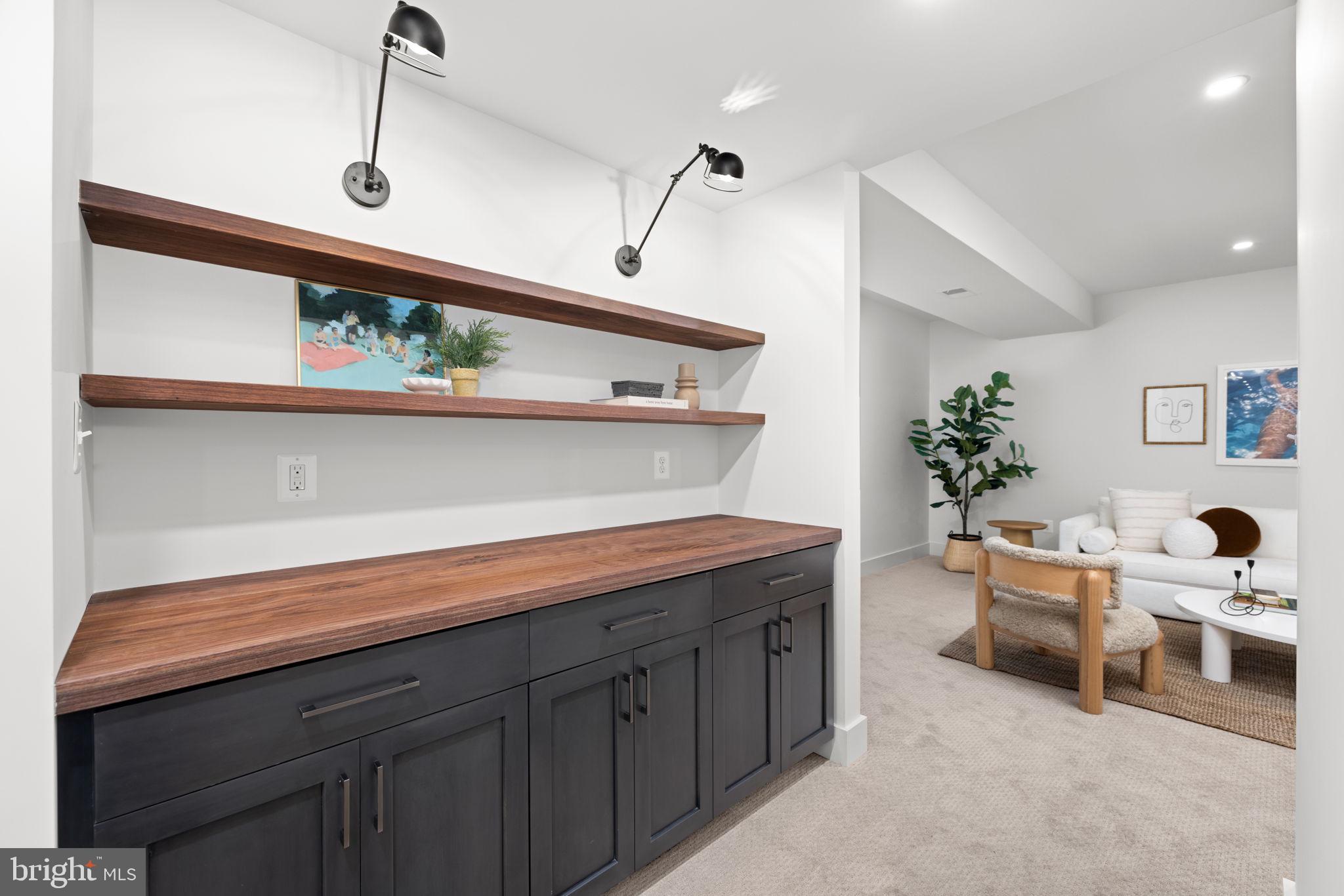 ROSEMONT - Residential