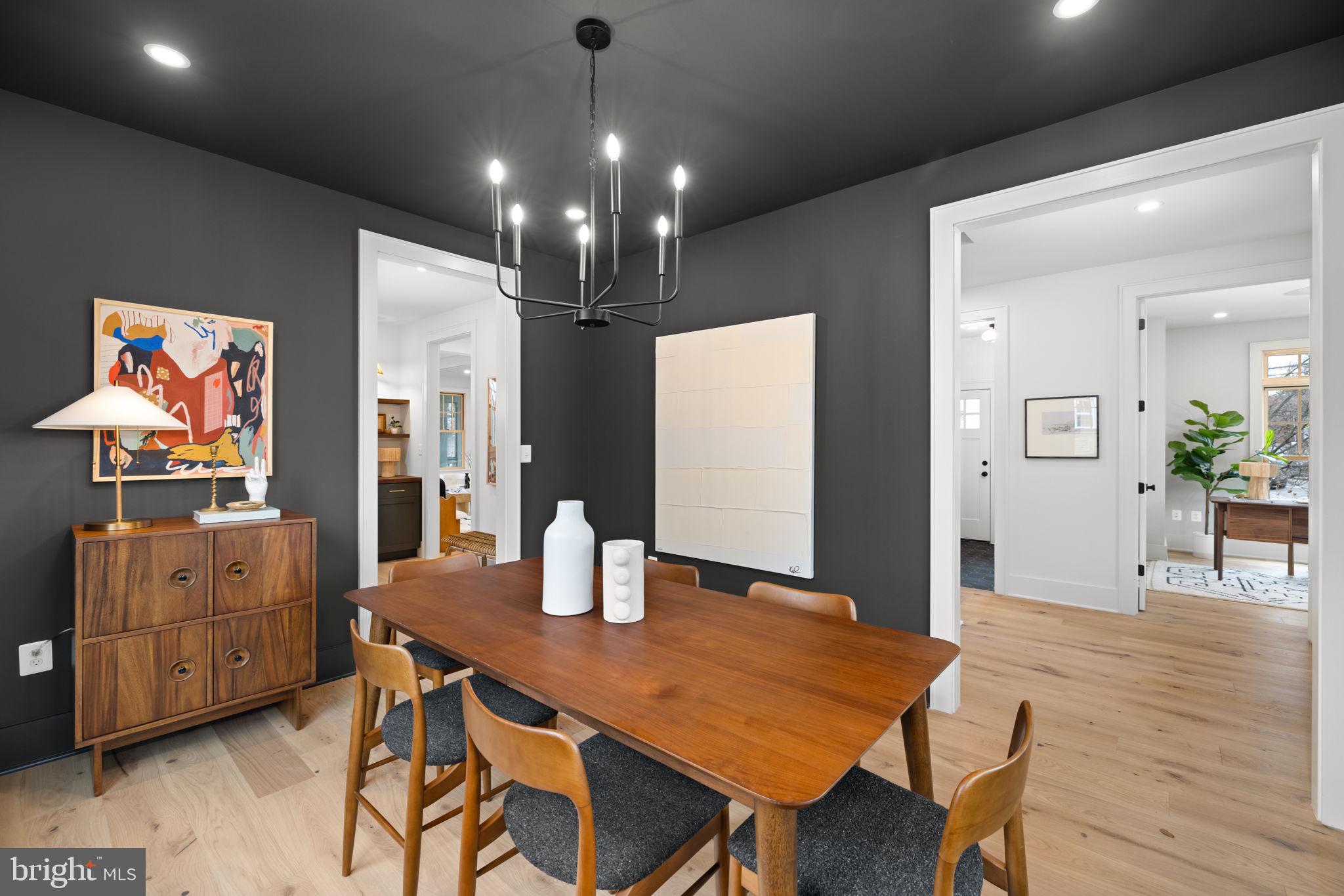 ROSEMONT - Residential