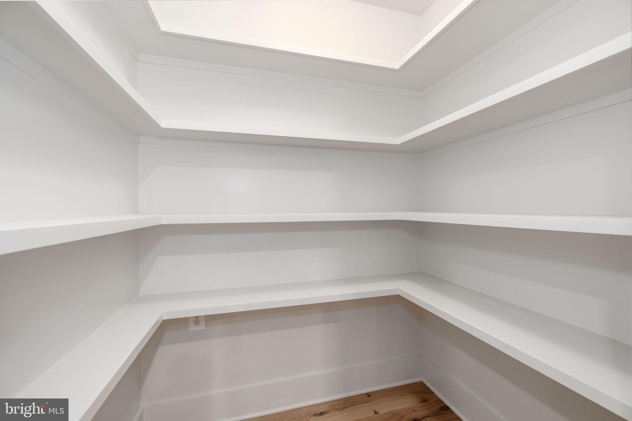 ROSEMONT - Residential