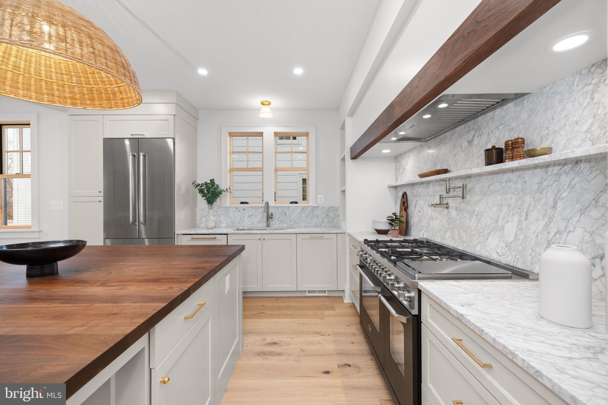 ROSEMONT - Residential