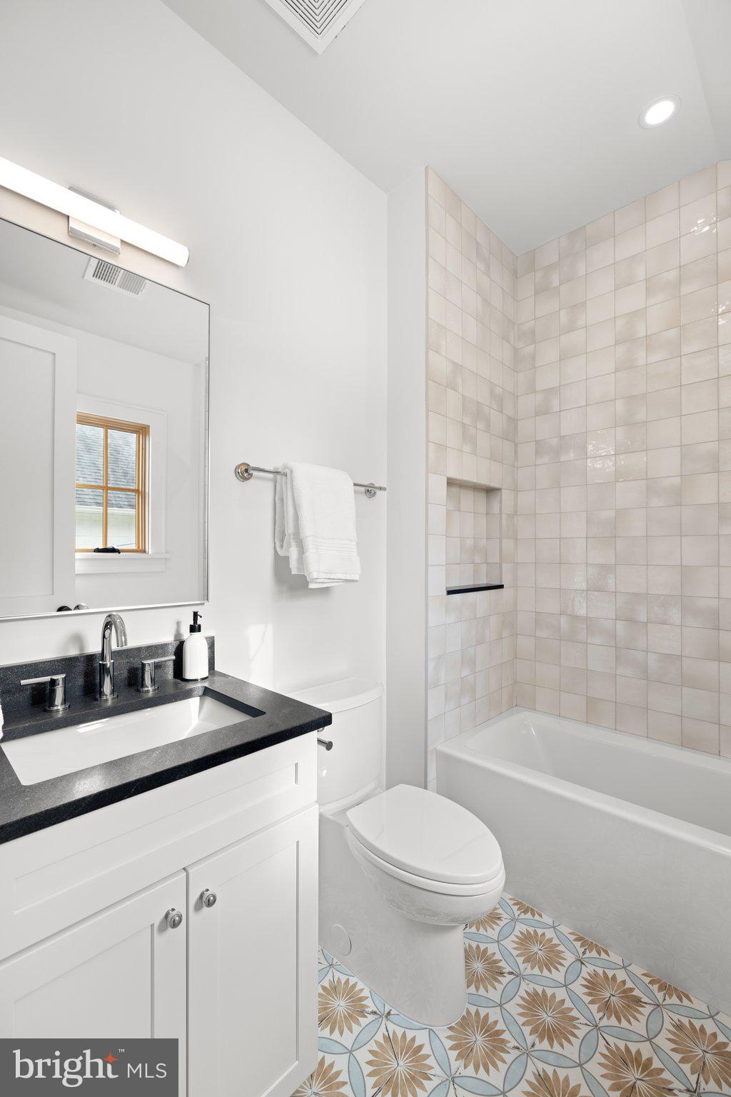 ROSEMONT - Residential