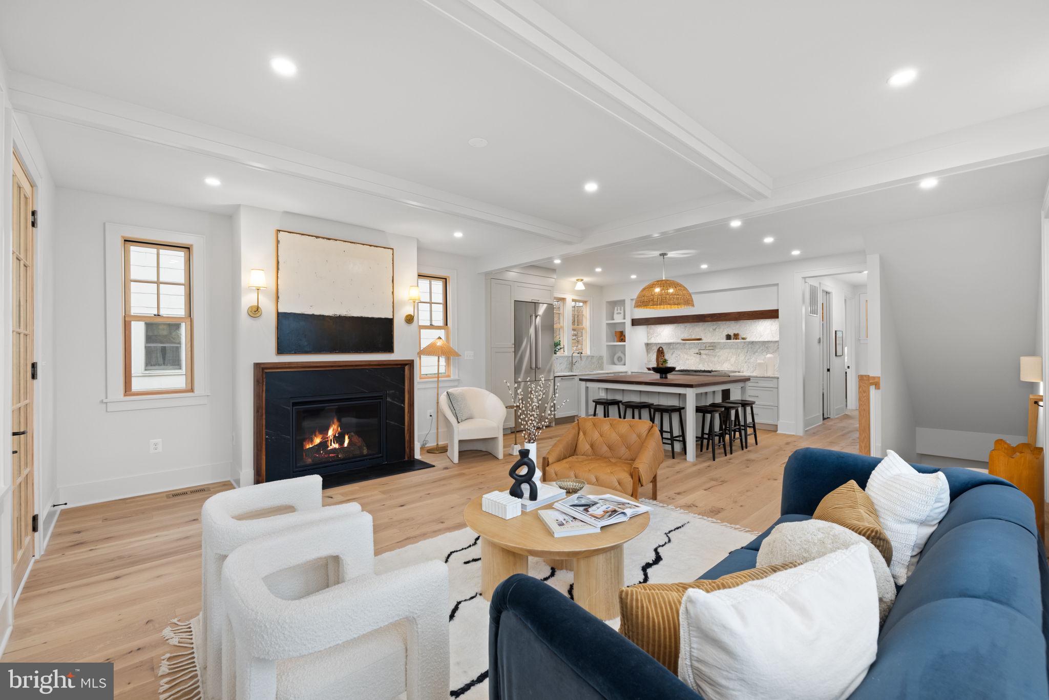 ROSEMONT - Residential