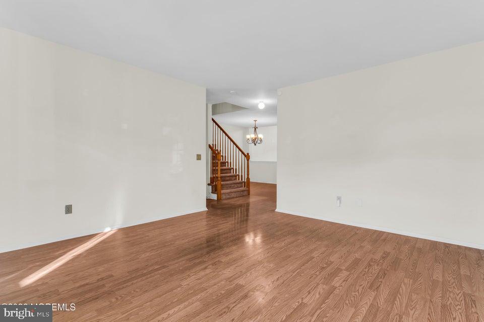 5302 BELMONT COURT