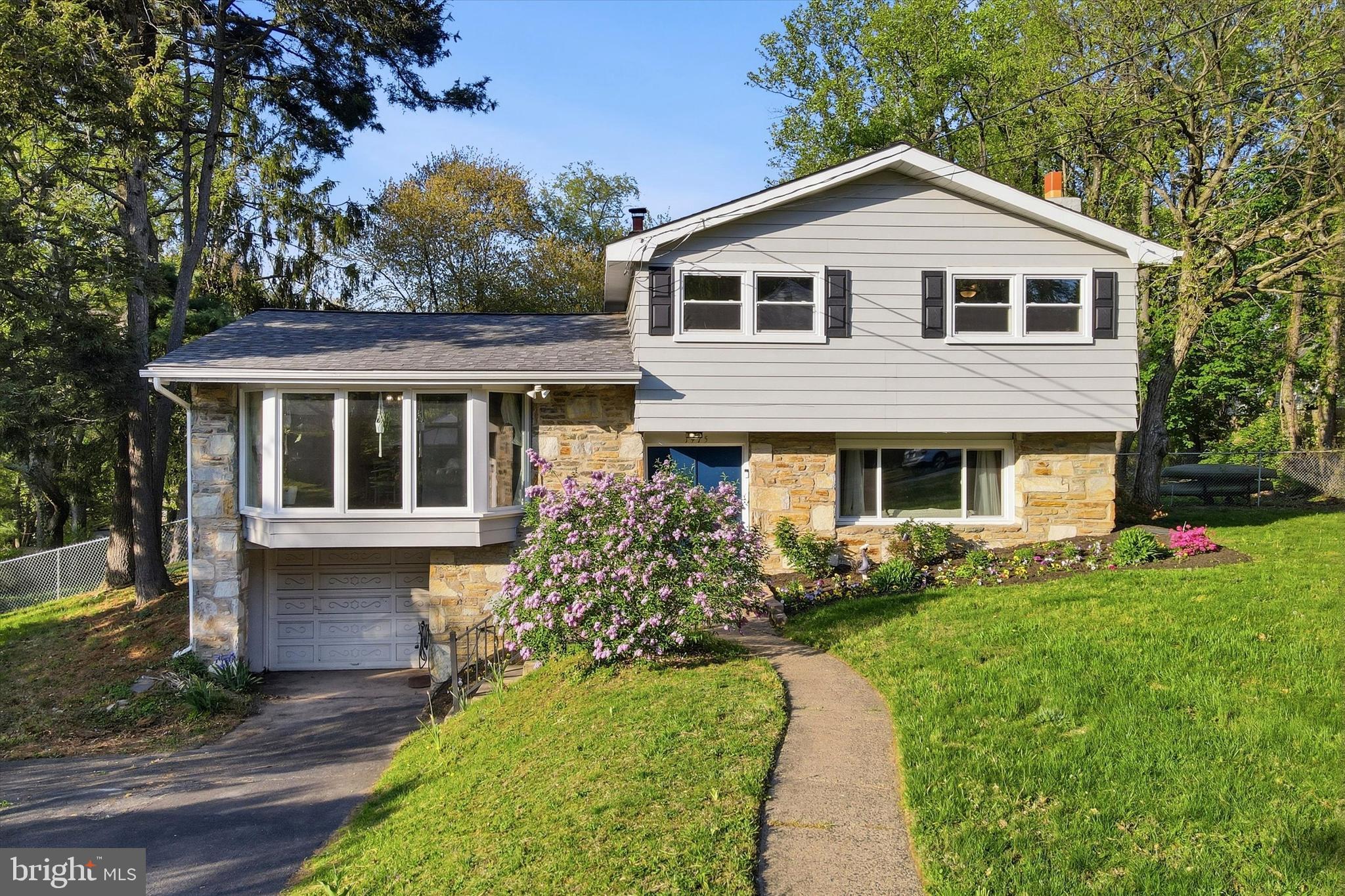 AUDUBON RIDGE - Residential