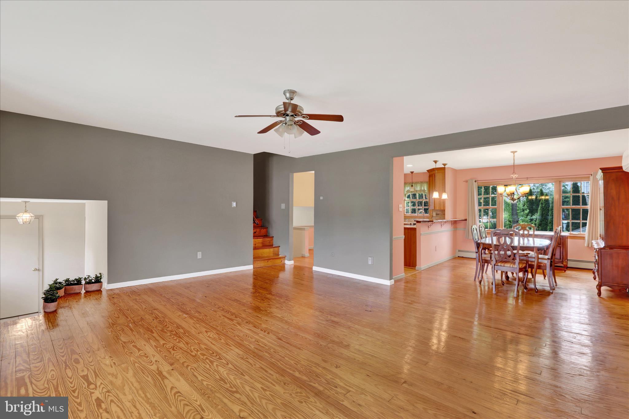 HAMPTON BRIDGE - Residential